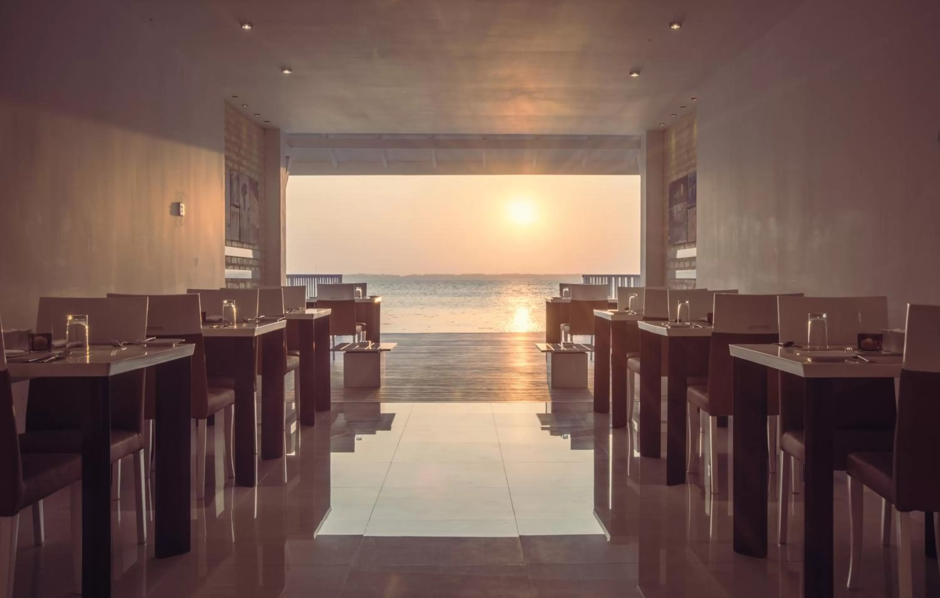 Restaurant/places to eat in Hush Lagoon 30