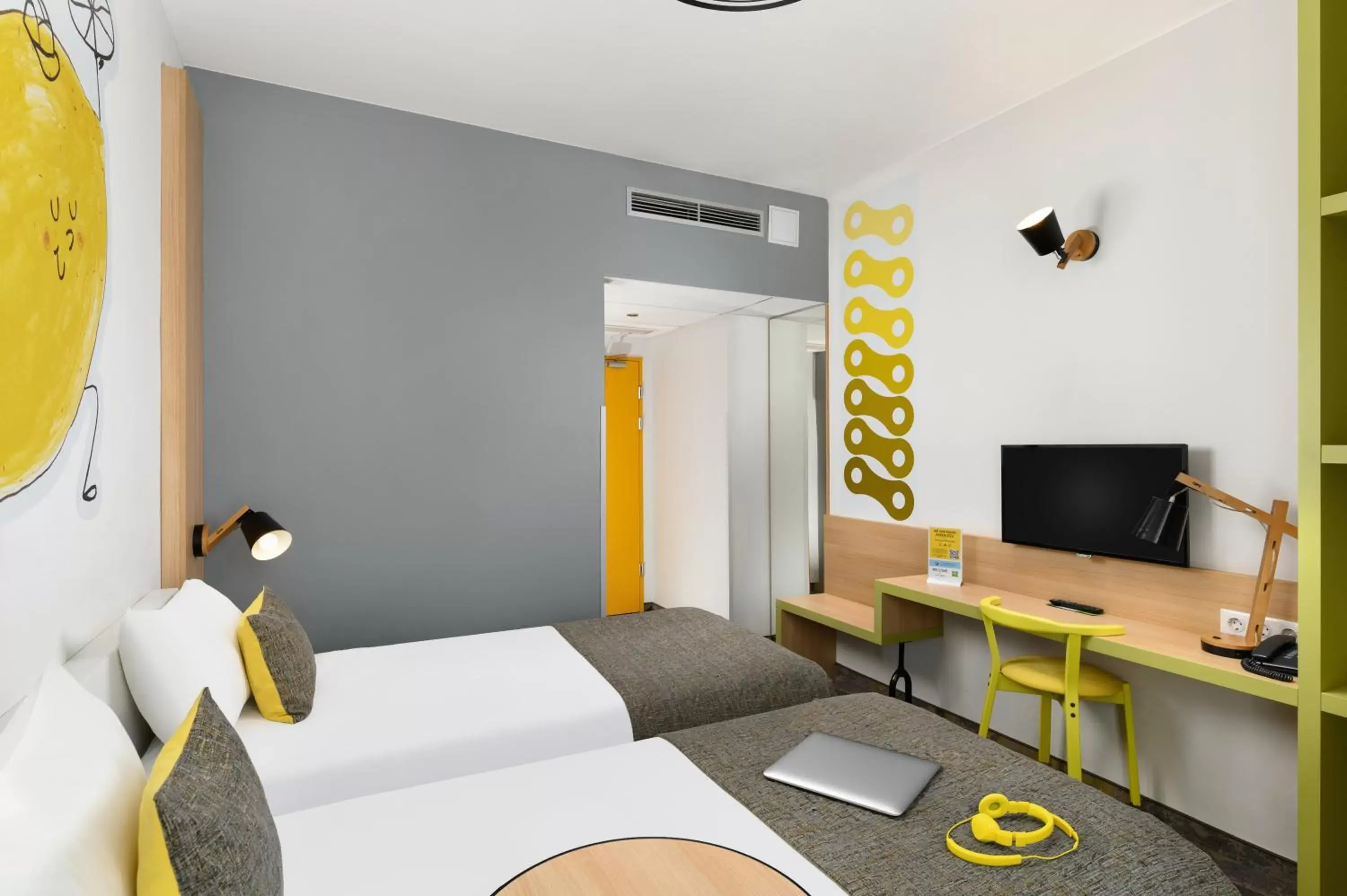 TV and multimedia, Bed in Ibis Styles Budapest City