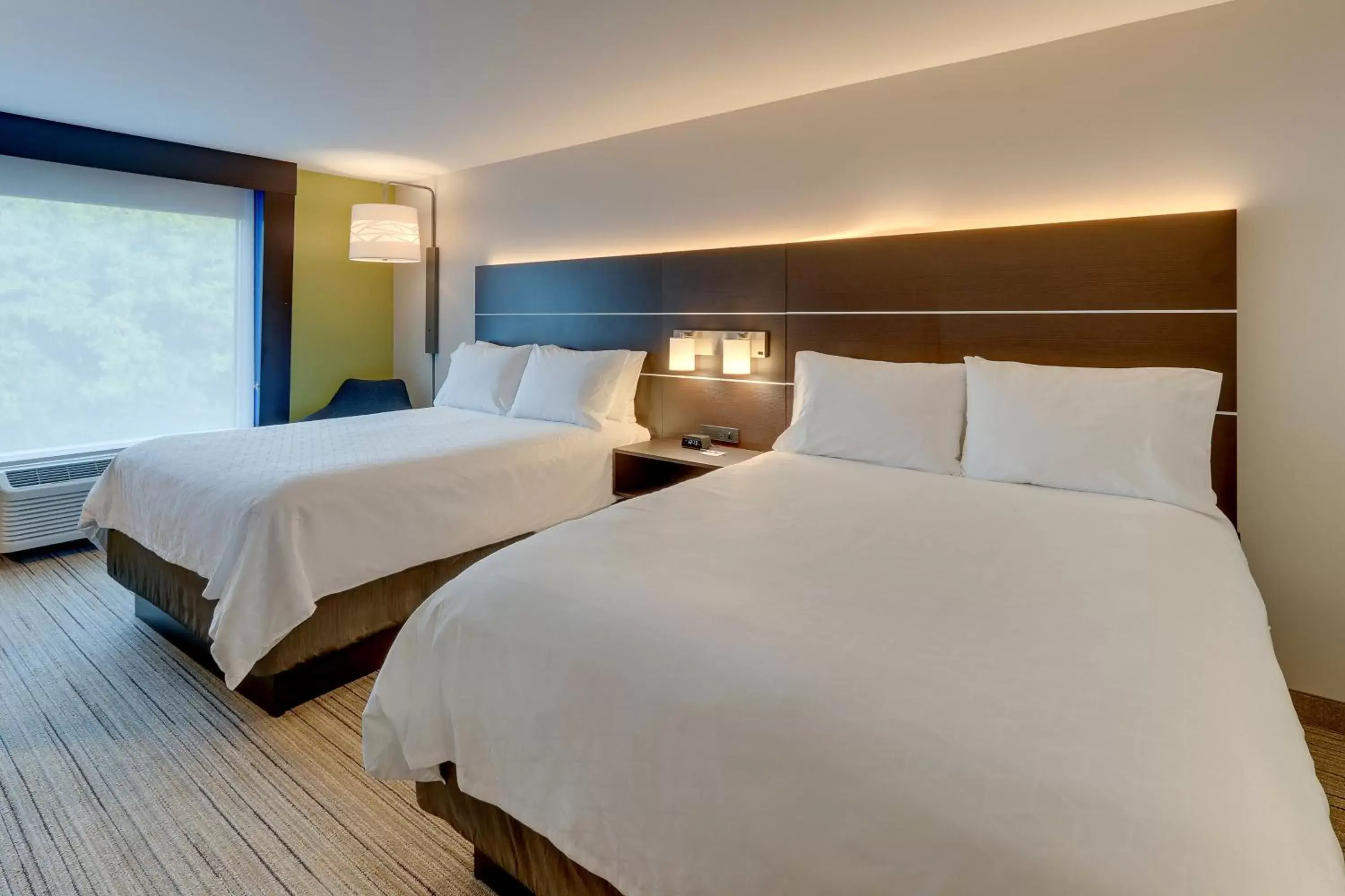 Standard Queen Room with Two Queen Beds - Communication Accessible in Holiday Inn Express Hotel & Suites Corbin by IHG Standard Queen Room with Two Queen Beds - Communication Accessible in Holiday Inn Express Hotel & Suites Corbin by IHG