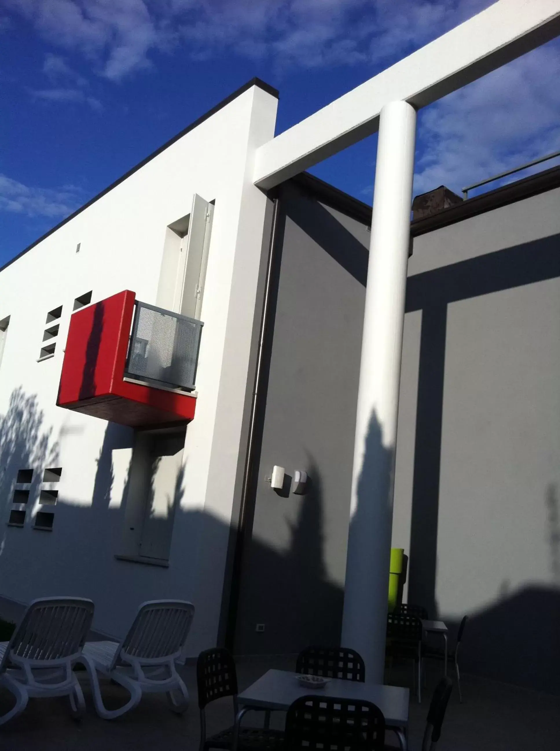 Facade/entrance, Property Building in 6 Porte Guesthouse