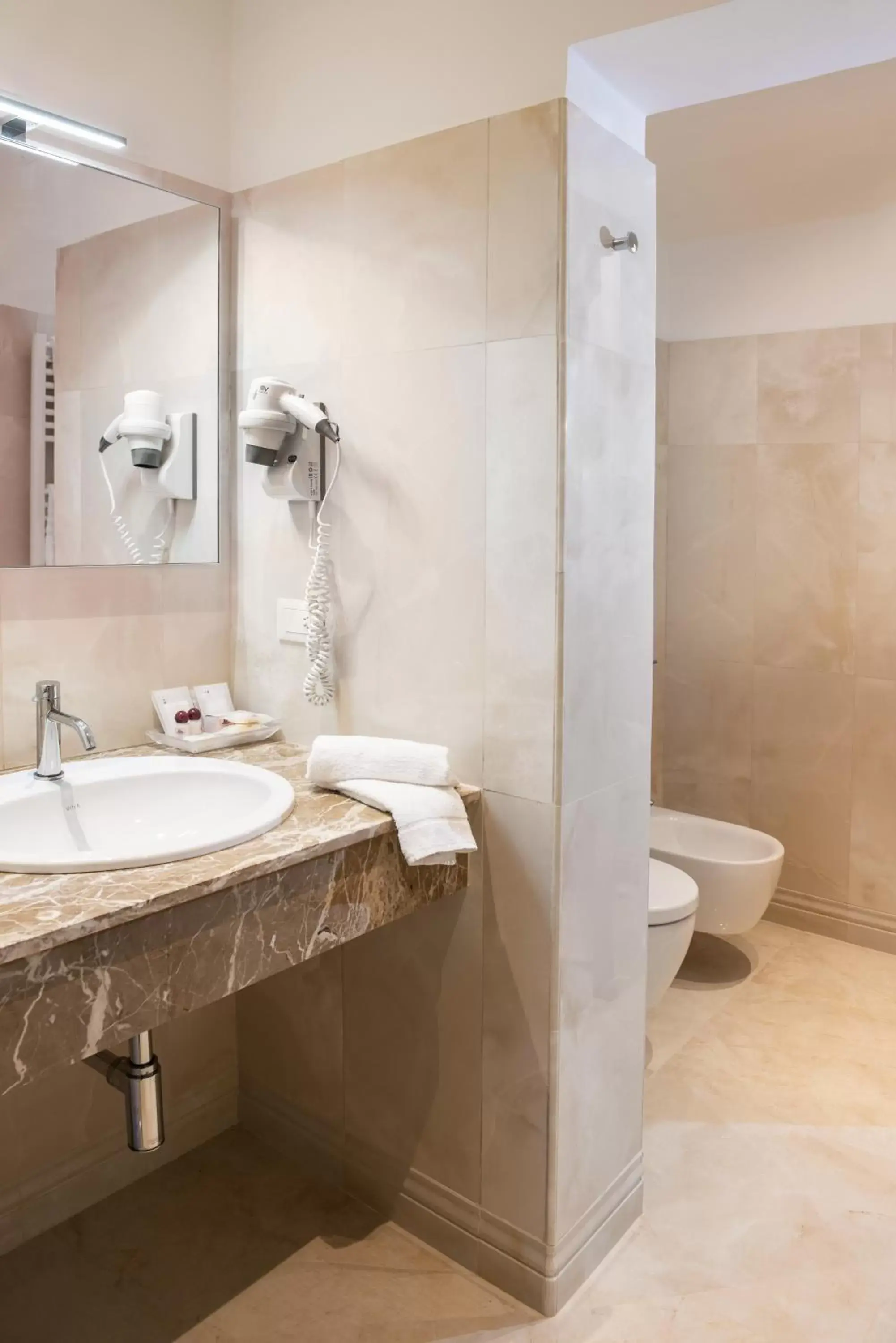Bathroom in Hotel Agli Alboretti