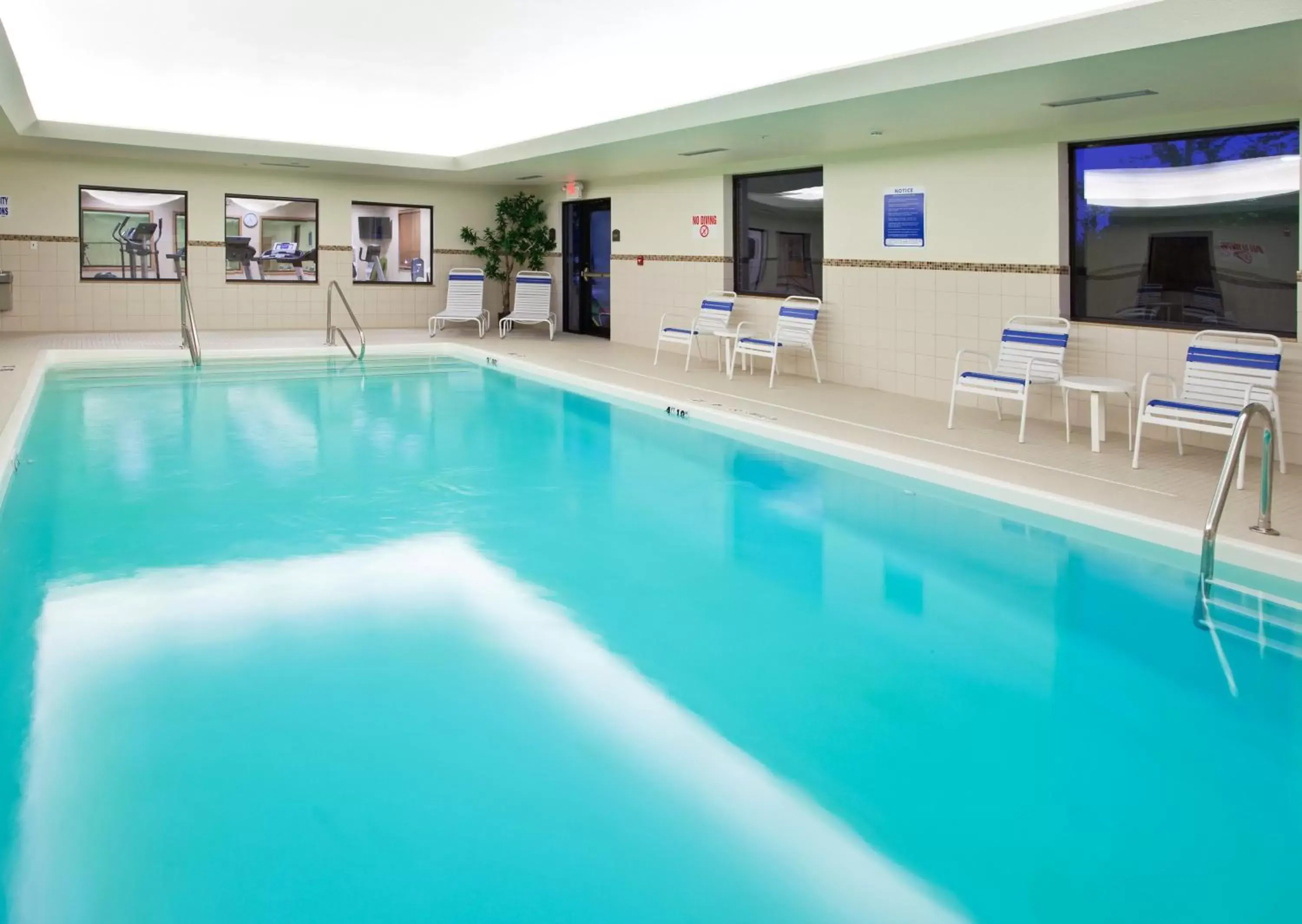 Swimming Pool in Holiday Inn Express Hotel & Suites Chesterfield - Selfridge Area, an IHG Hotel