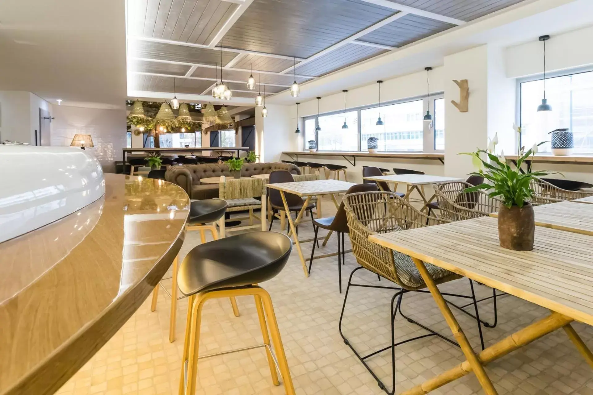 Lounge or bar, Restaurant/Places to Eat in Ibis Styles Lisboa Centro Marquês de Pombal