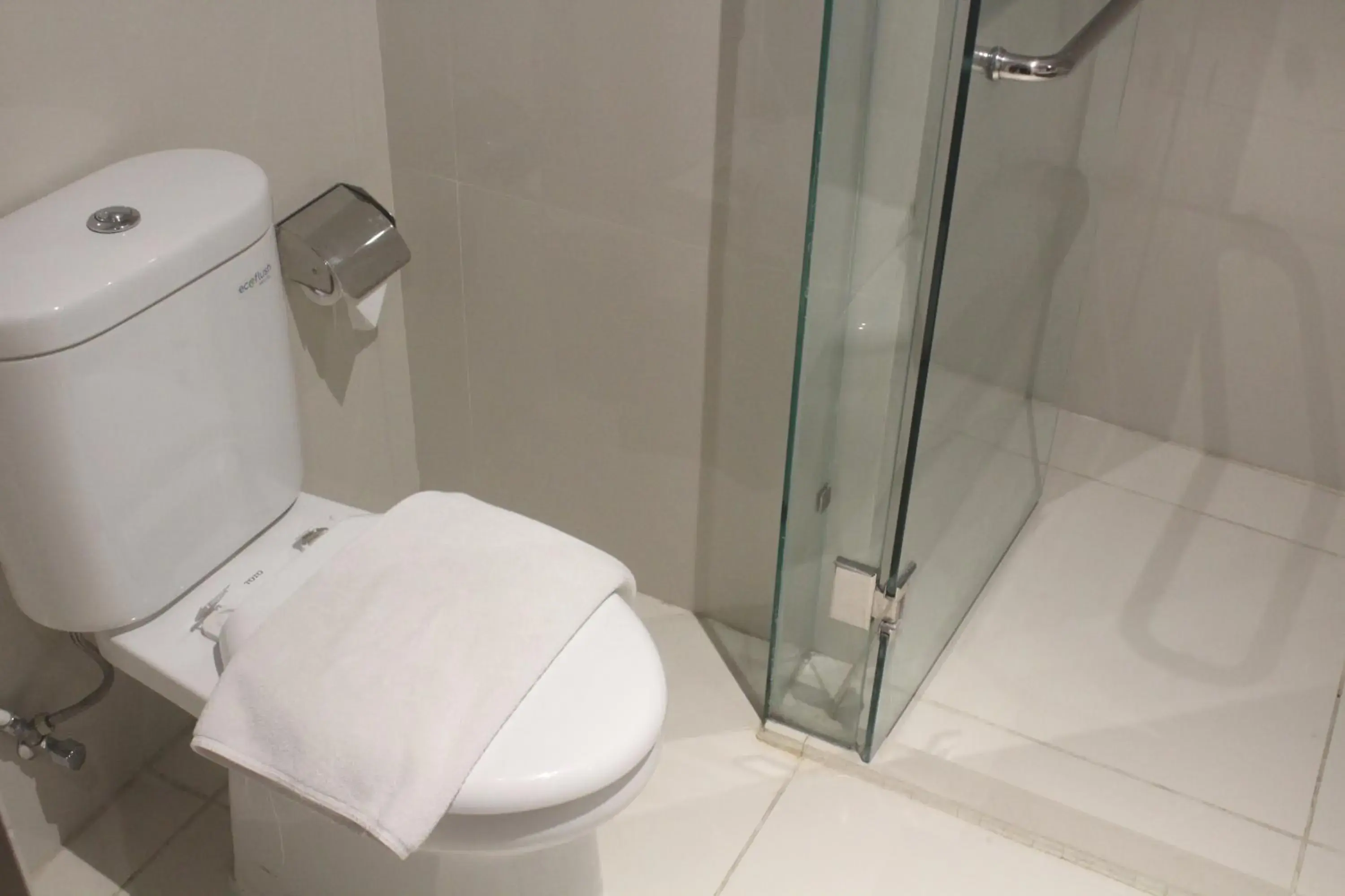 Toilet, Bathroom in Gets Hotel Semarang