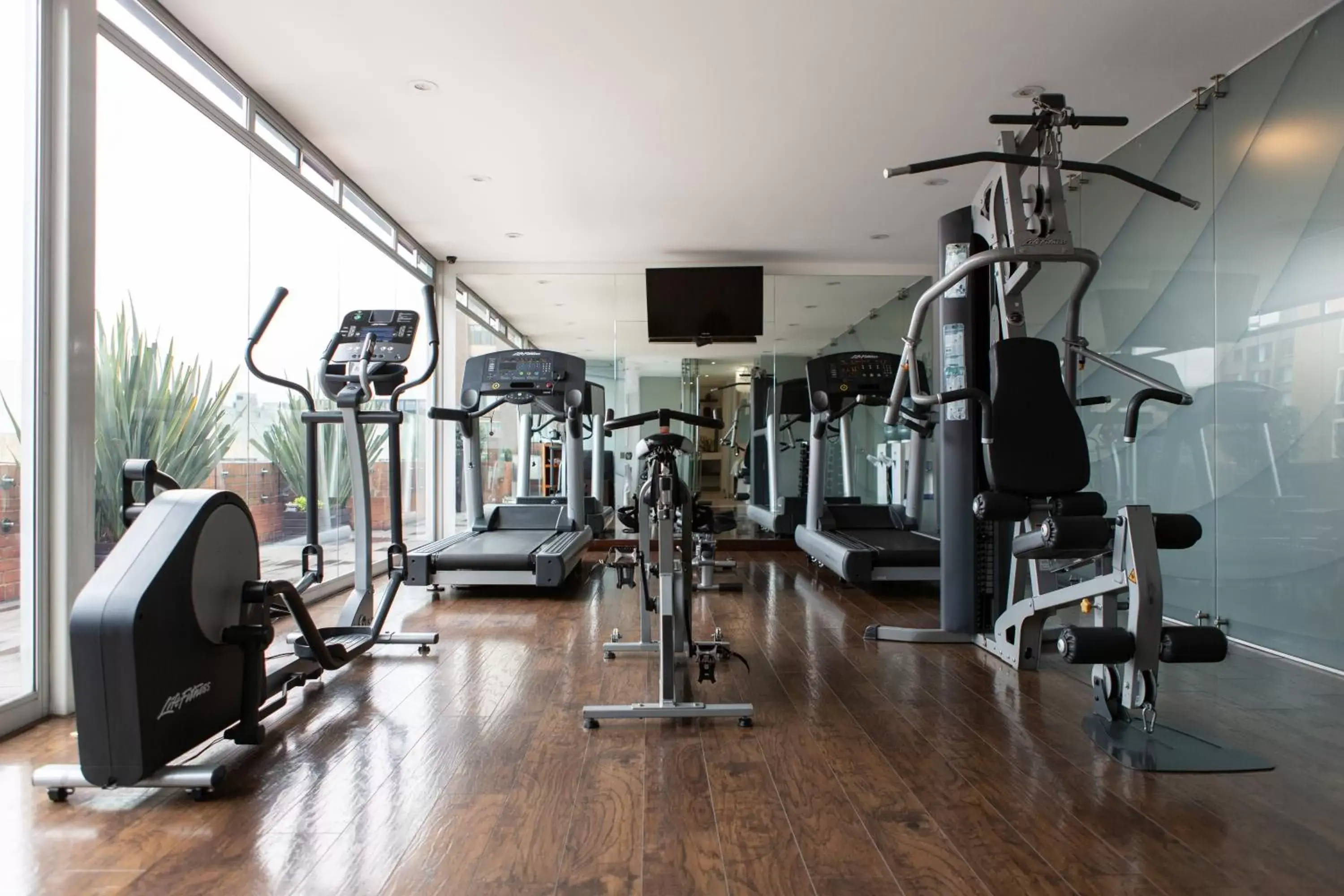 Fitness centre/facilities, Fitness Center/Facilities in Best Western Plus 93 Park Hotel