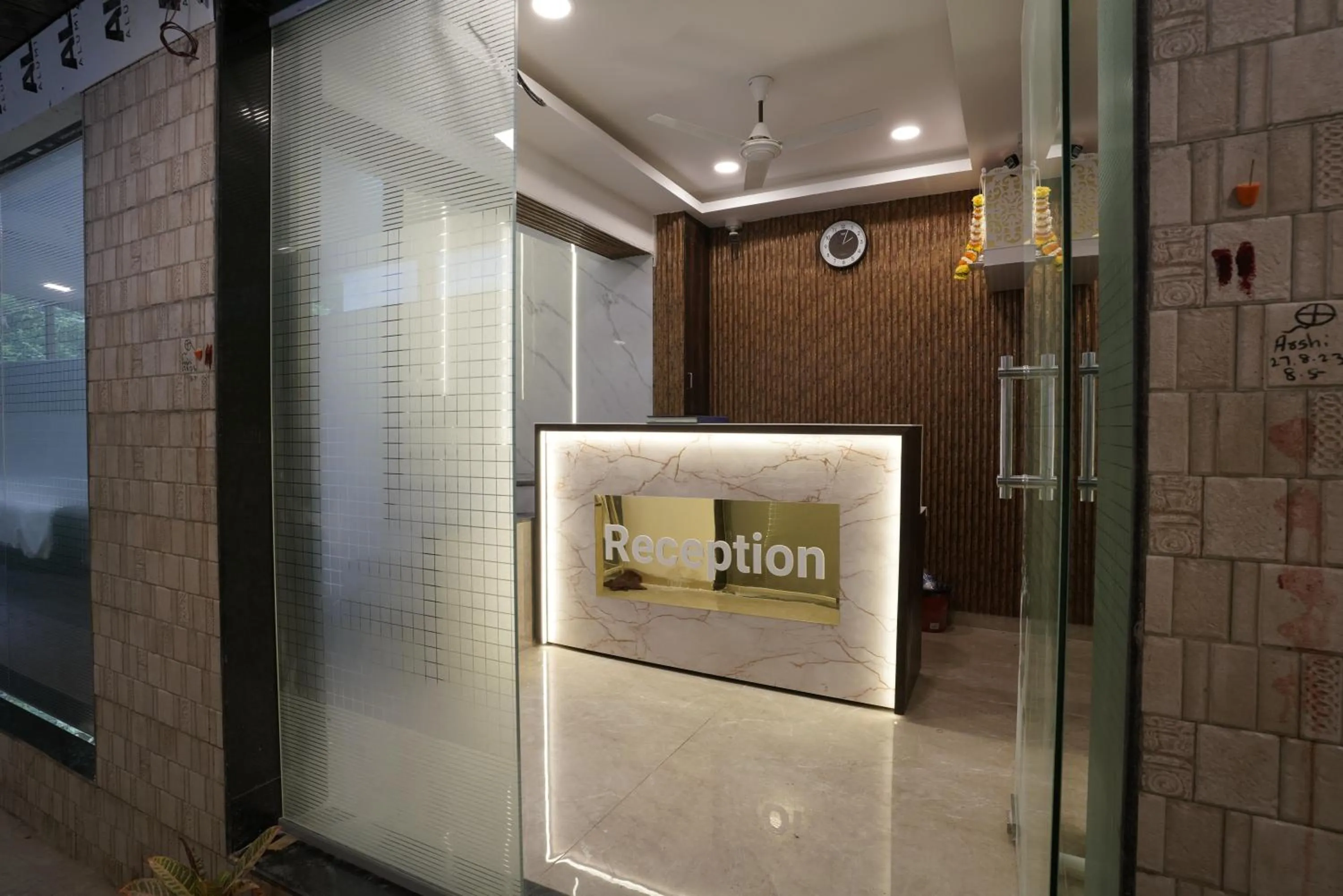 Hotel O King Residency Near Bharat Talkies