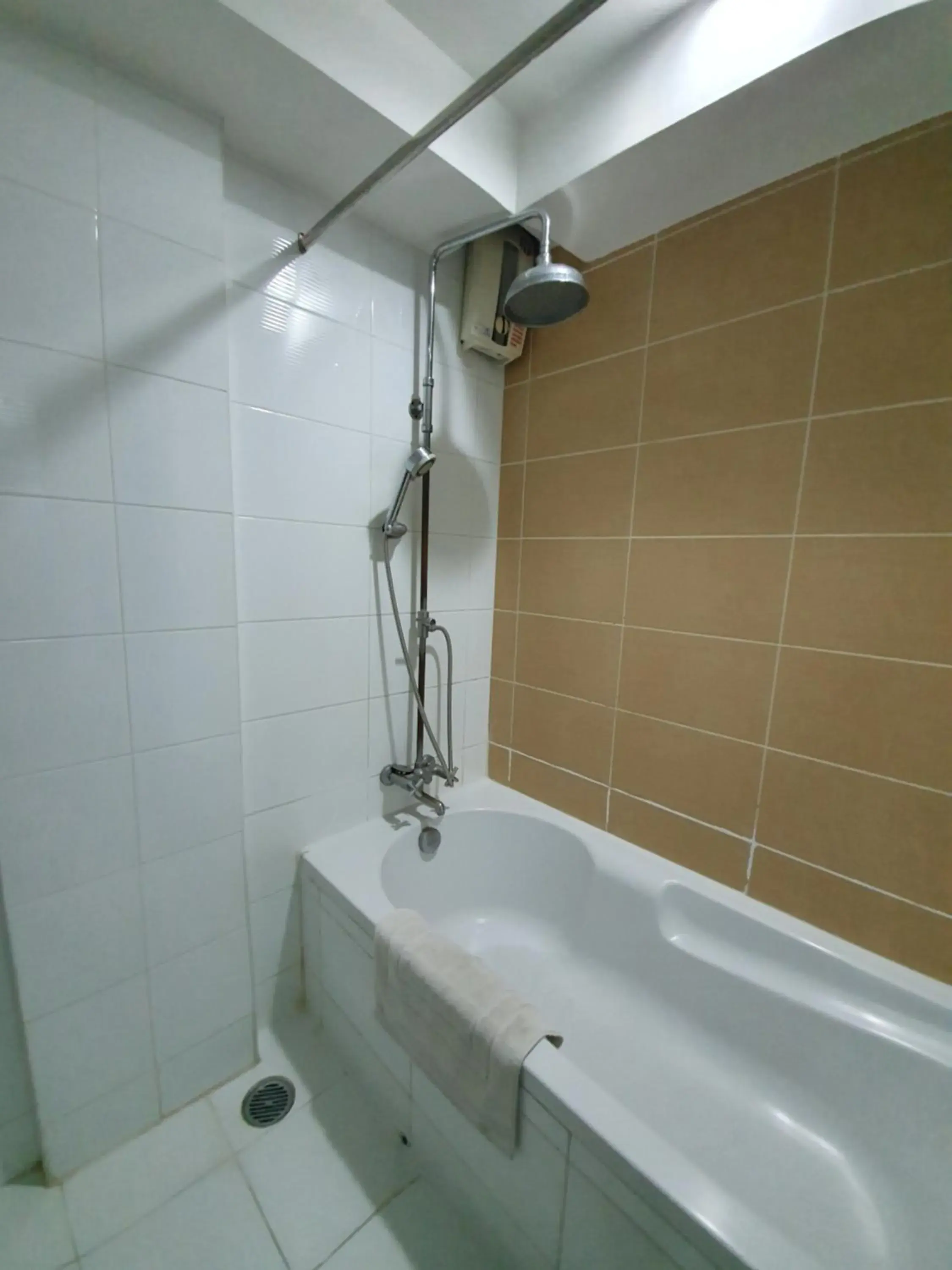Bathroom in Silom Convent Garden Hotel SHA Extra Plus