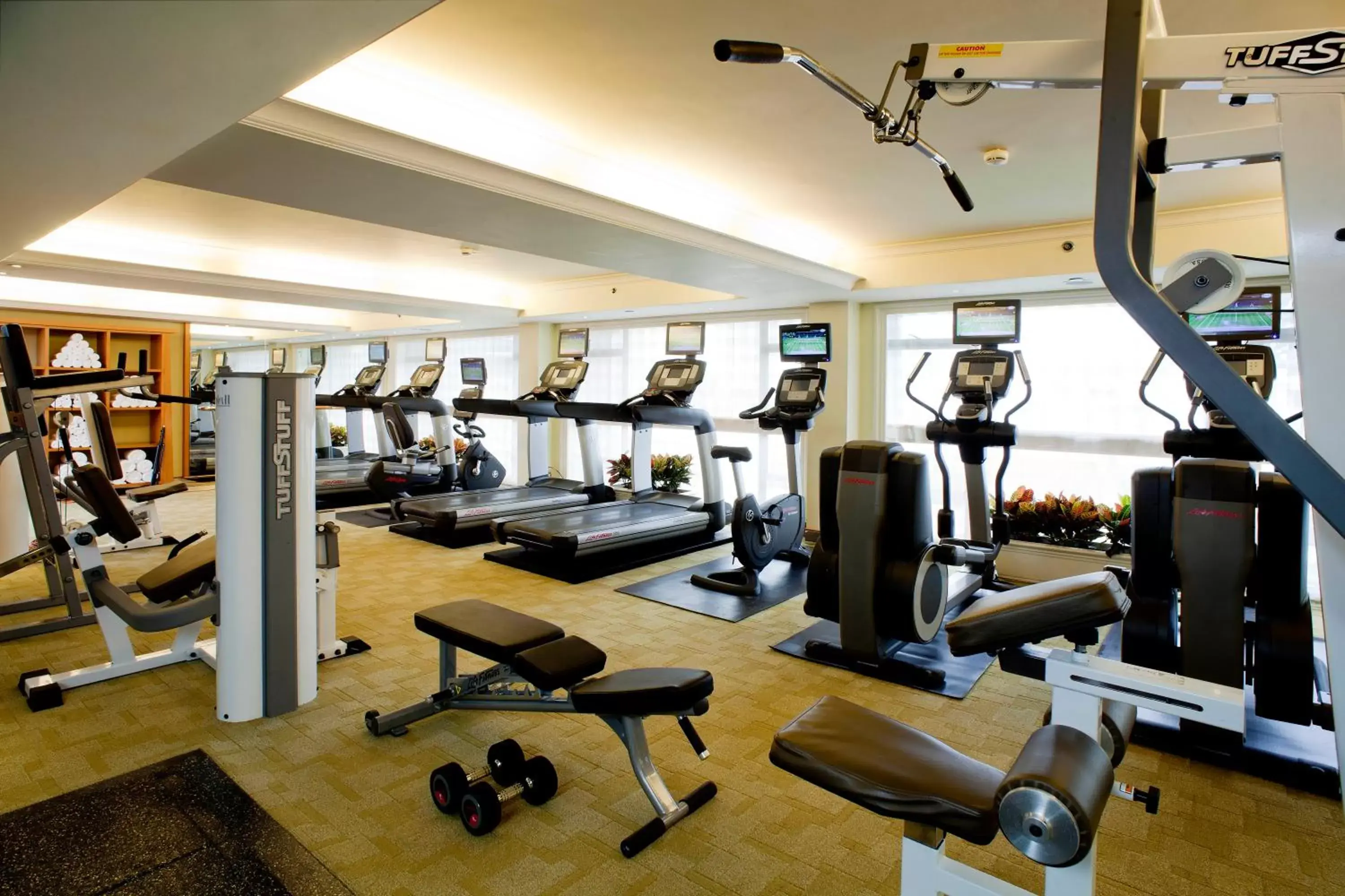 Fitness centre/facilities, Fitness Center/Facilities in Holiday Inn Golden Mile, an IHG Hotel