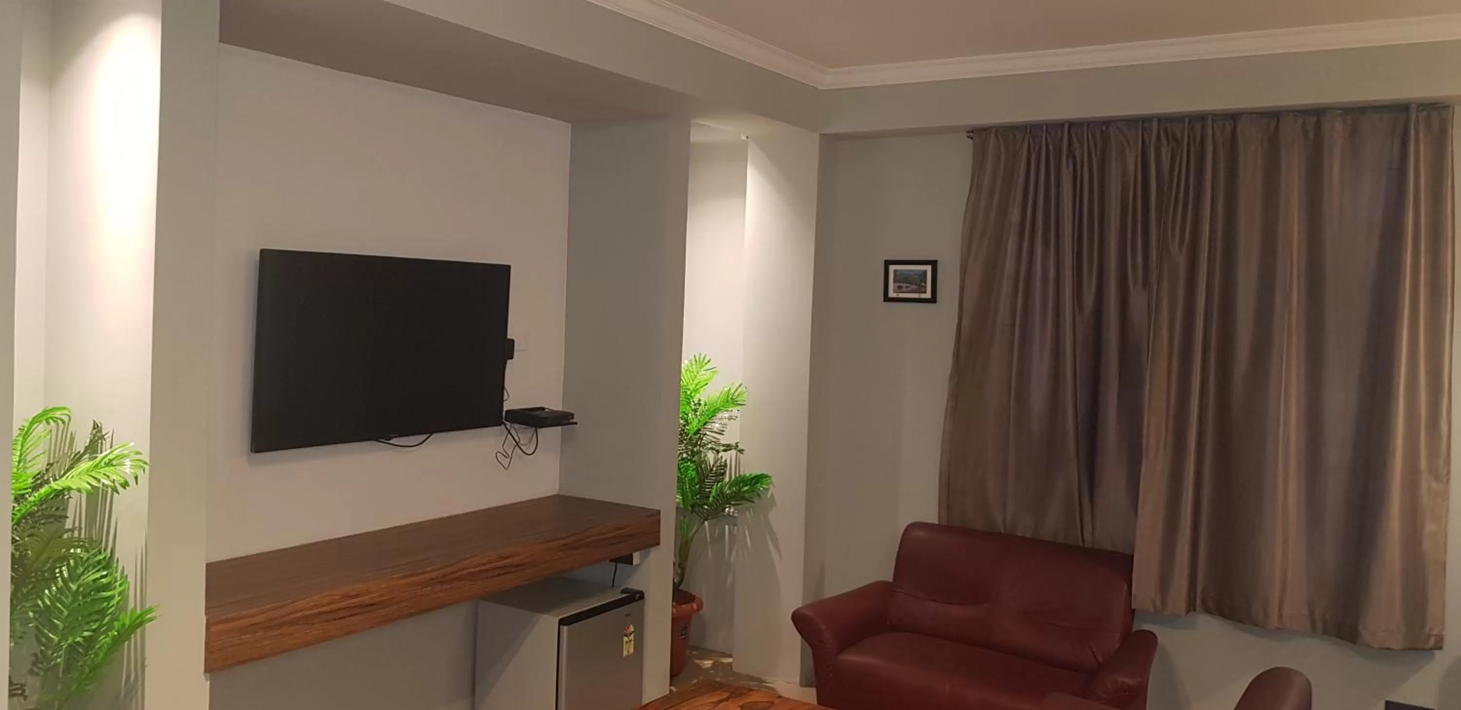 TV/Entertainment Center in Rockski Boutique Bed & Breakfast