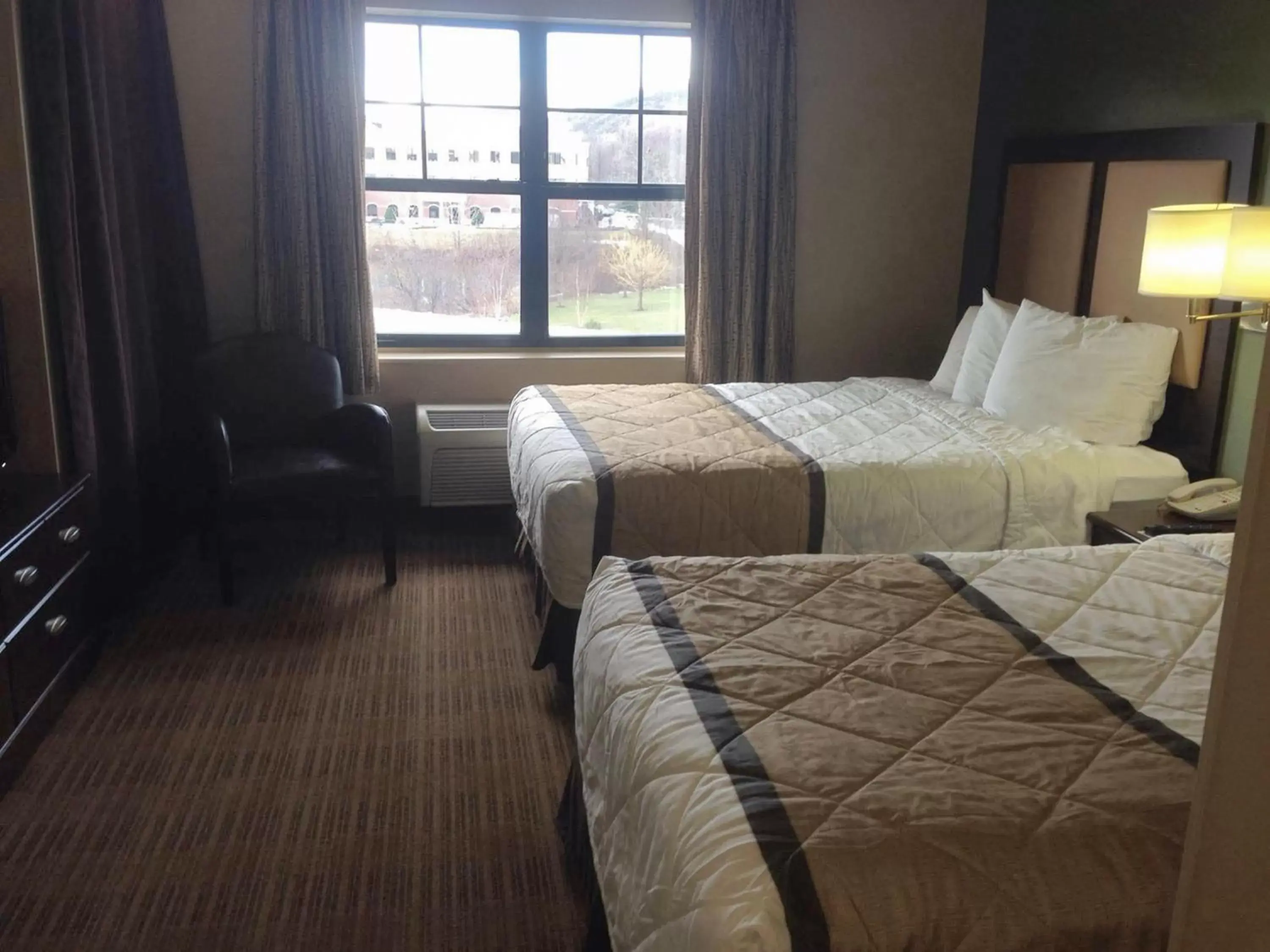 Bed in Extended Stay America Suites - Fishkill - Westage Center