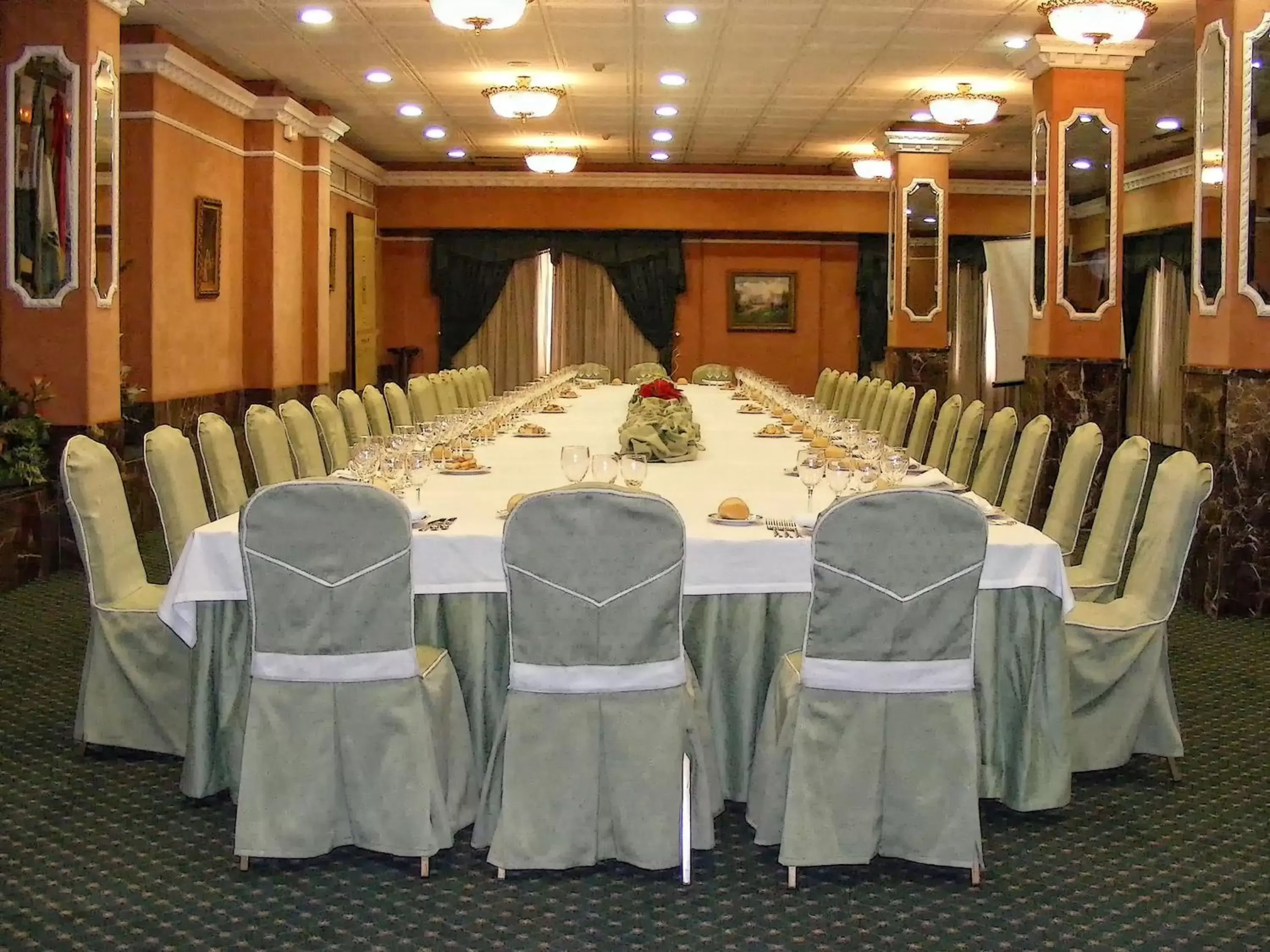 Business facilities, Banquet Facilities in Infanta Cristina