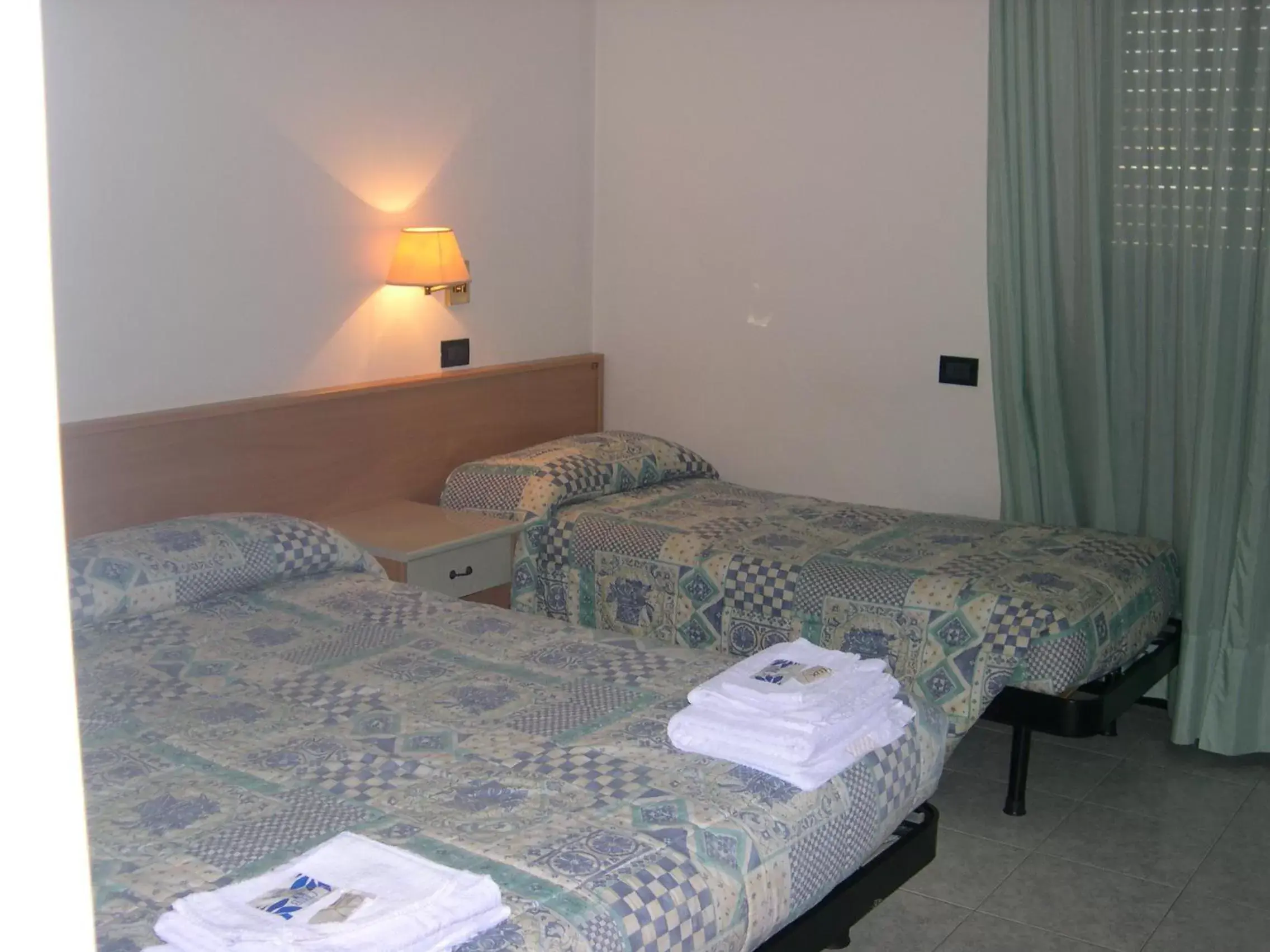 Bed in Scacco Rosso
