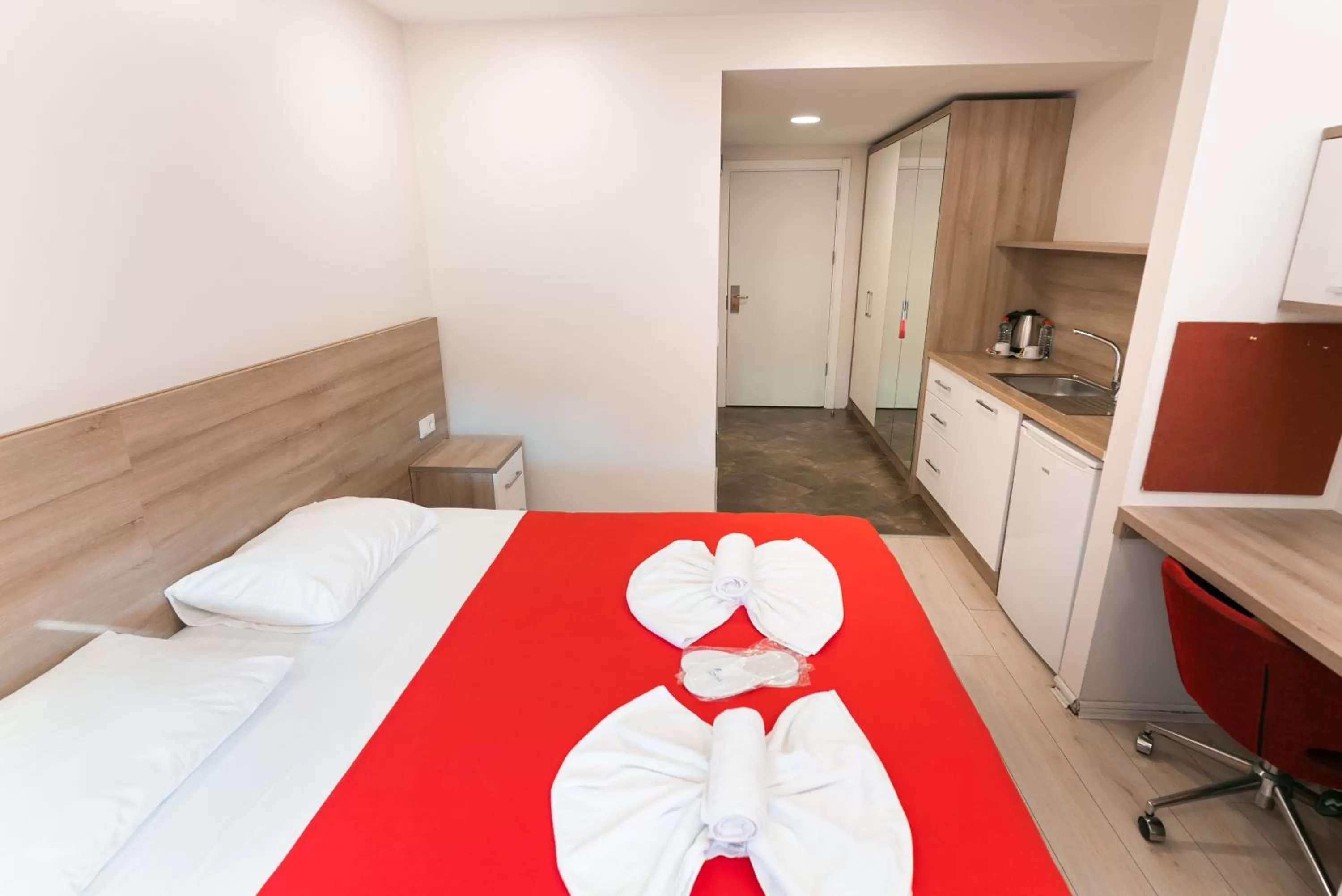 Twin Room with Bathroom in Uçar Royal Hotel ve Konferans Salonu
