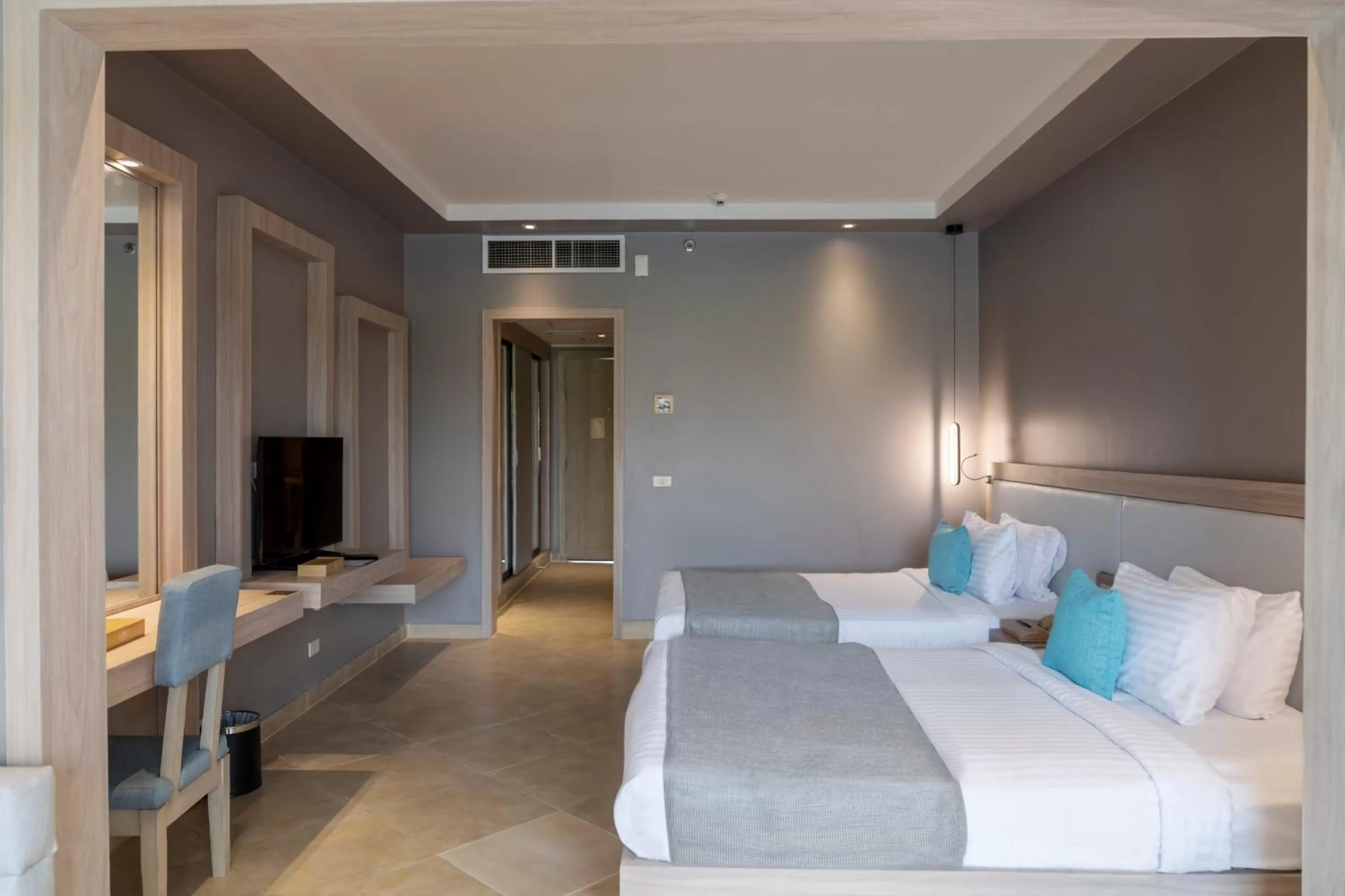 Bed in Sunrise Crystal Bay Resort -Grand Select