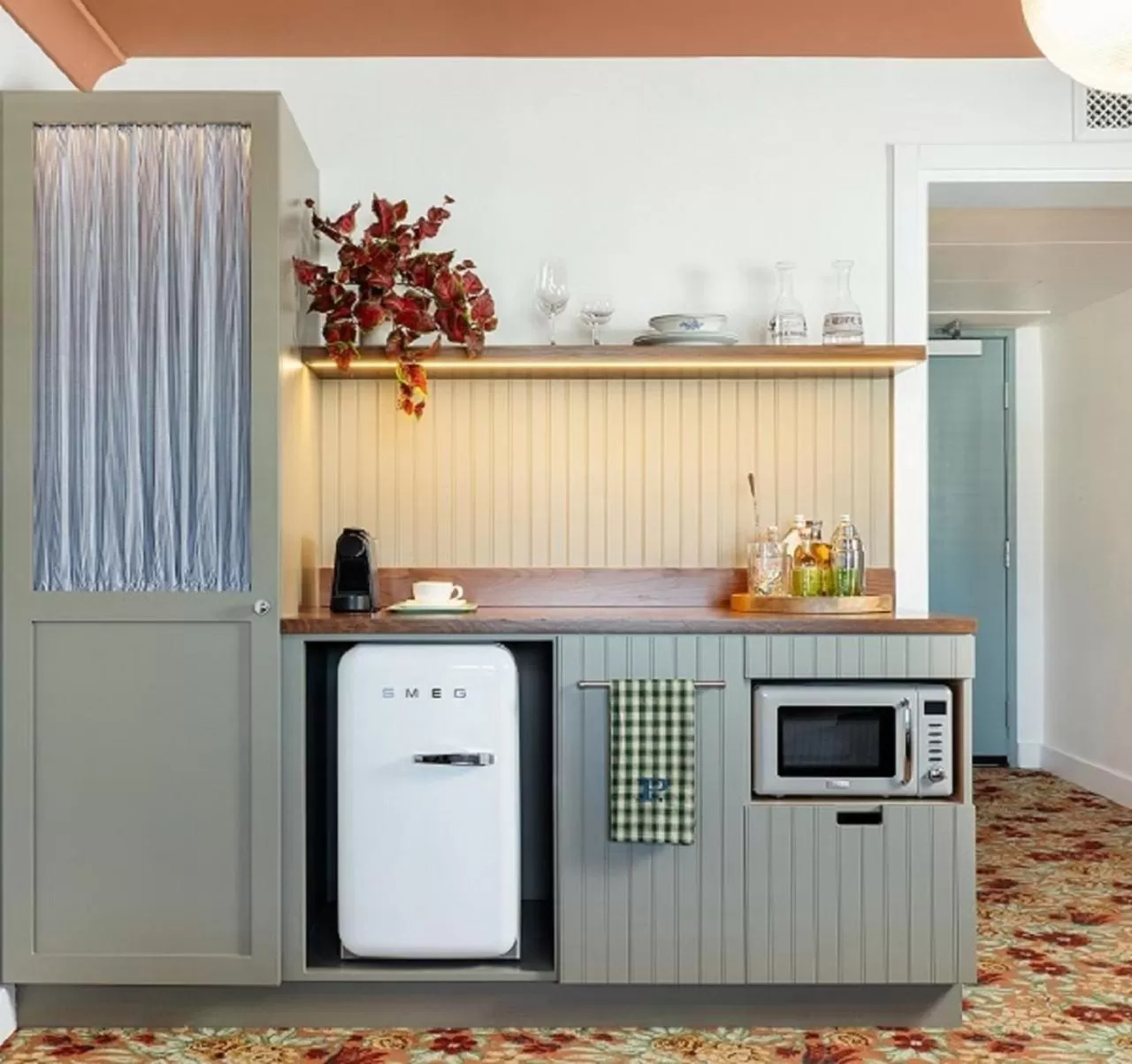 Kitchen or kitchenette in Palihouse West Hollywood at Beverly Hills