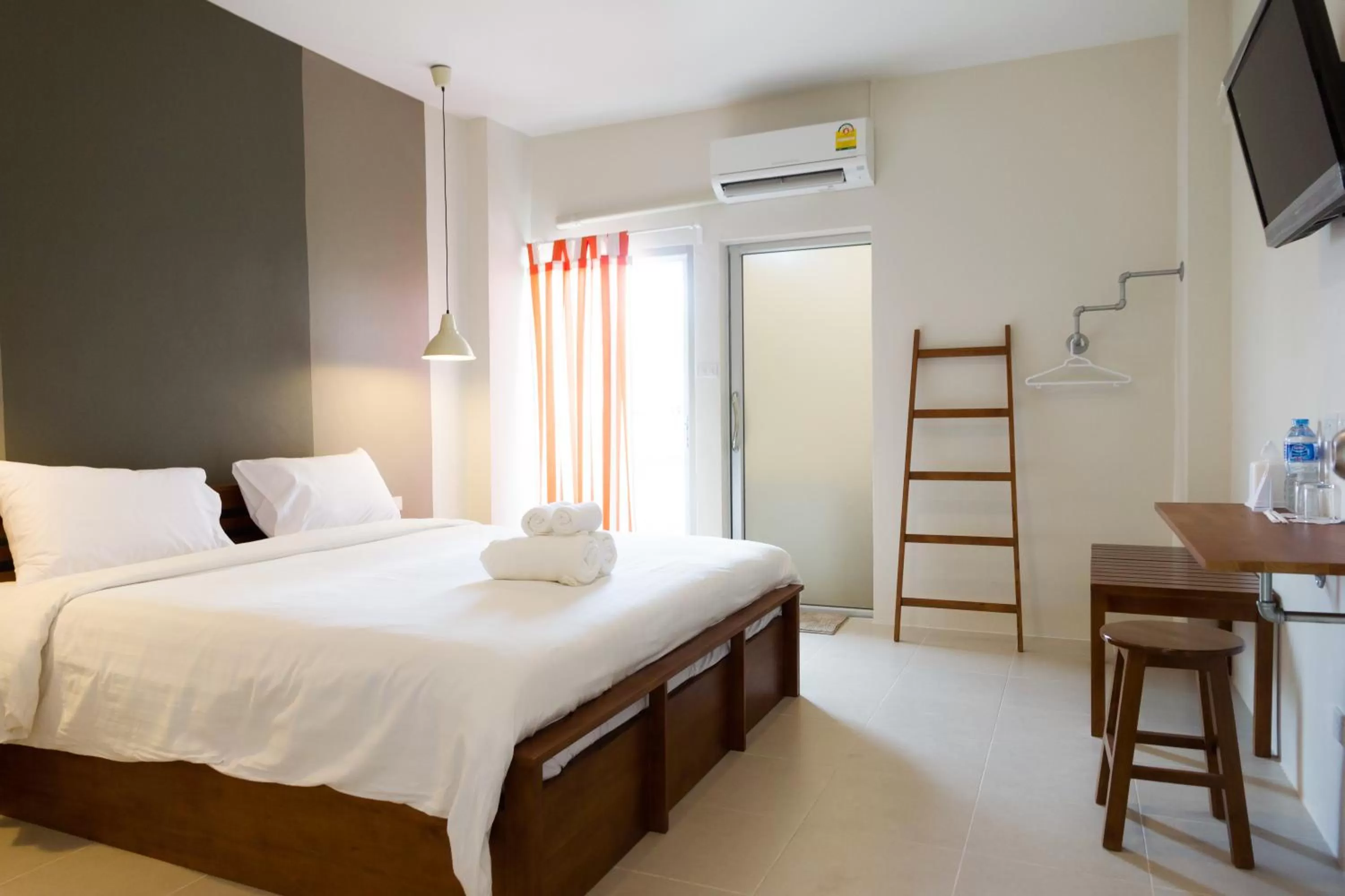 Bed in Krabi Pitta House