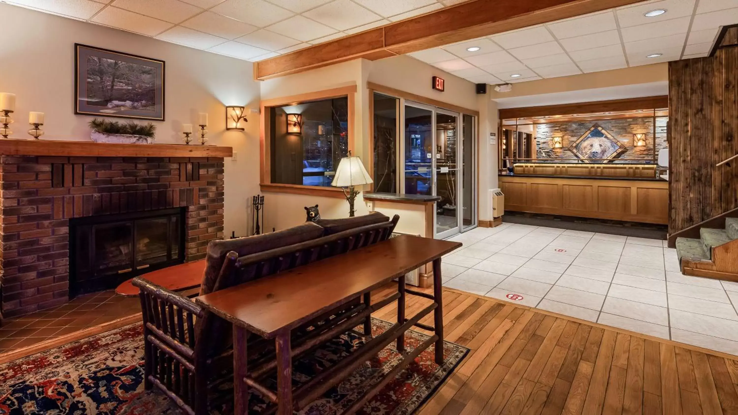 Lobby or reception in Best Western Adirondack Inn