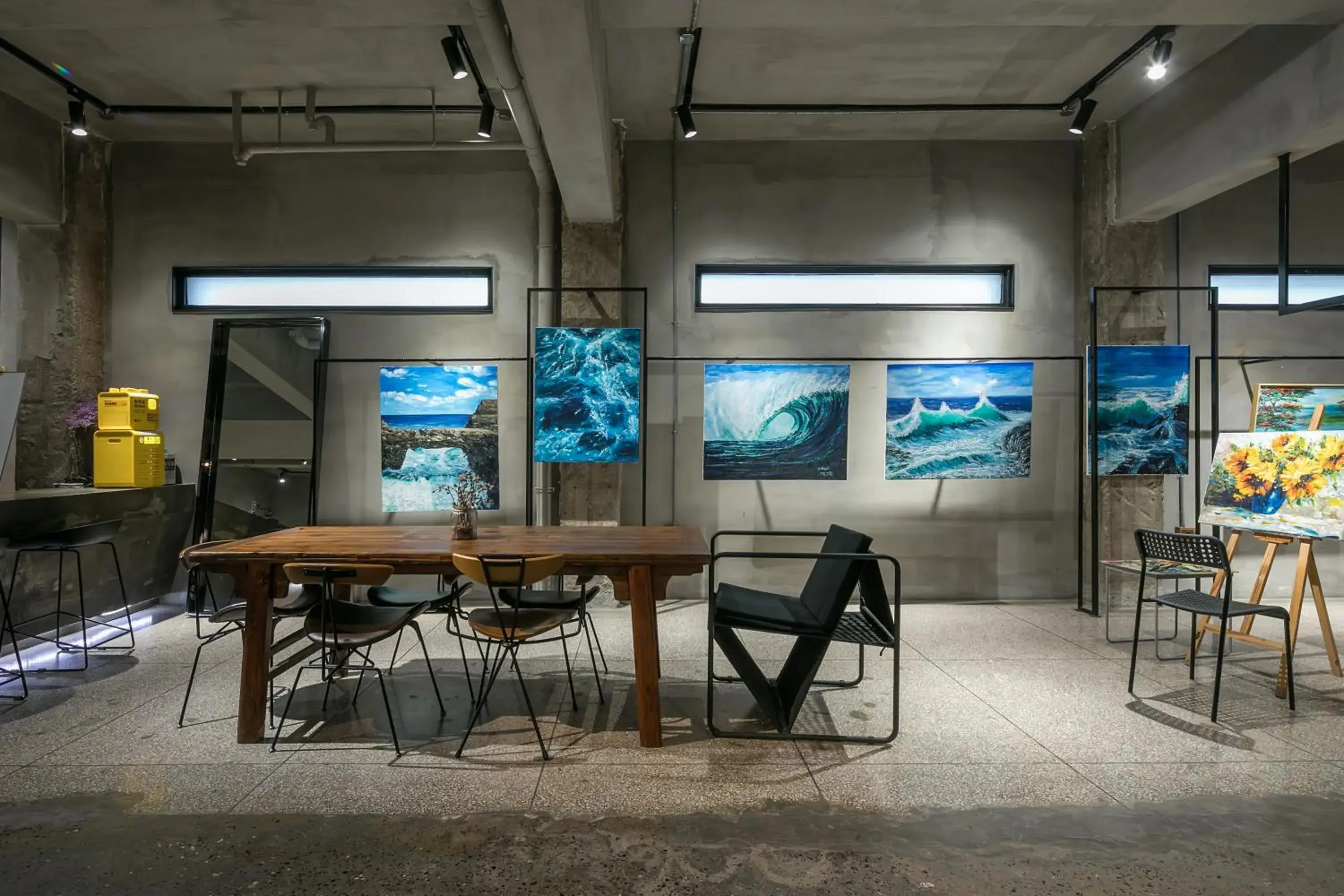 Seating area, Restaurant/Places to Eat in Suzhou Unique Space Design Art Hotel