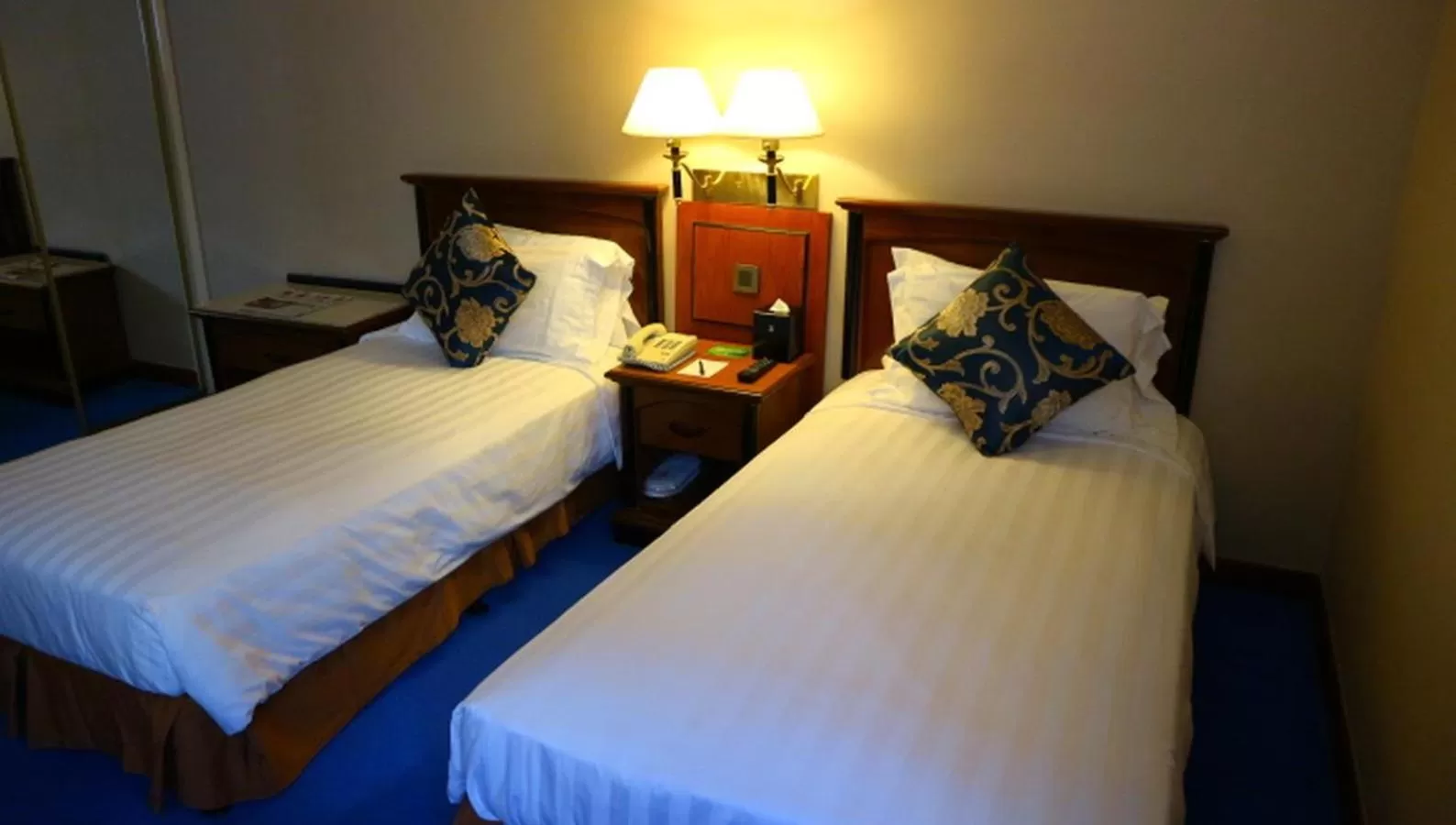 Bed in The Kimberley Hotel