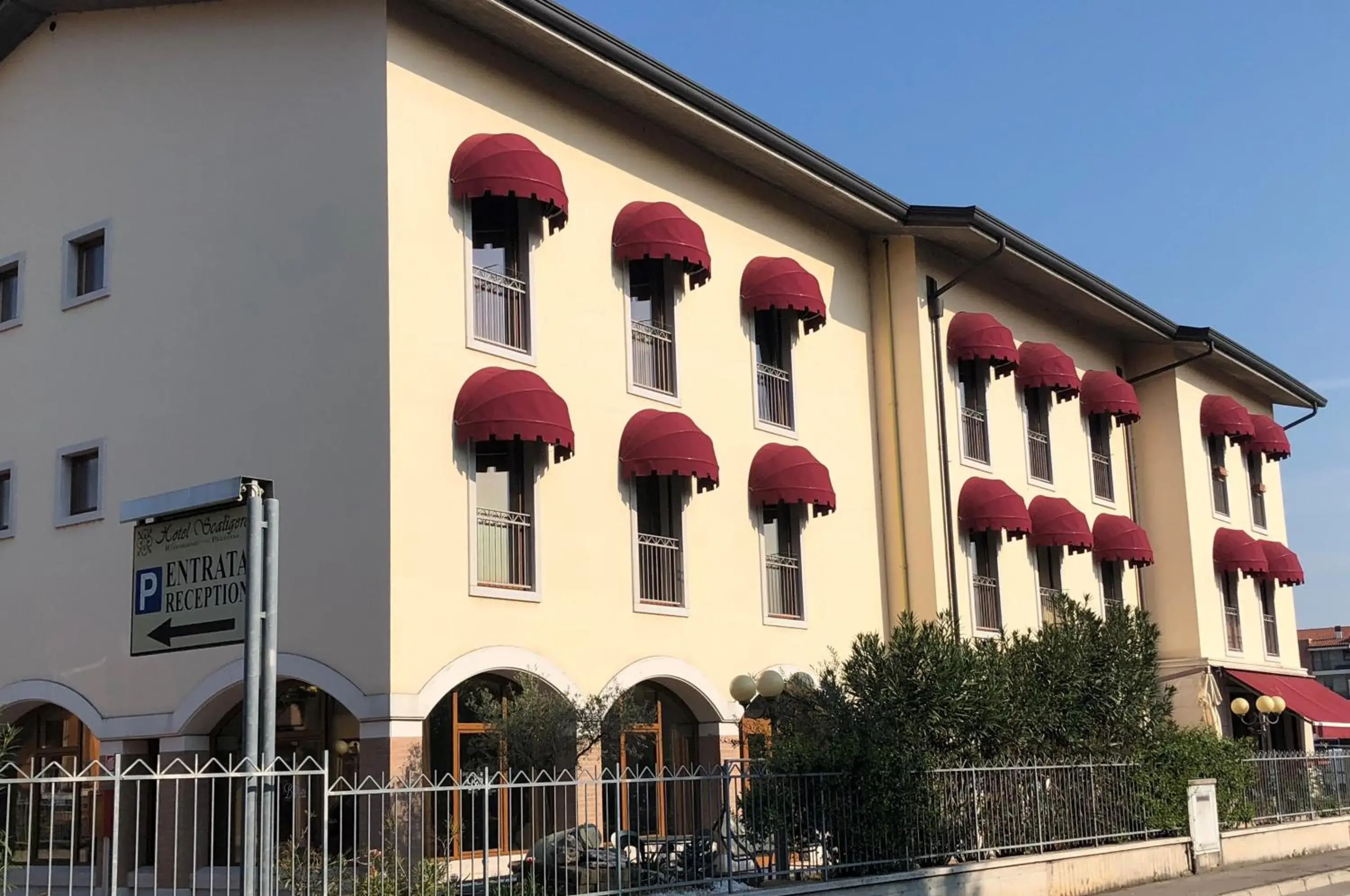 Property Building in Hotel Scaligero