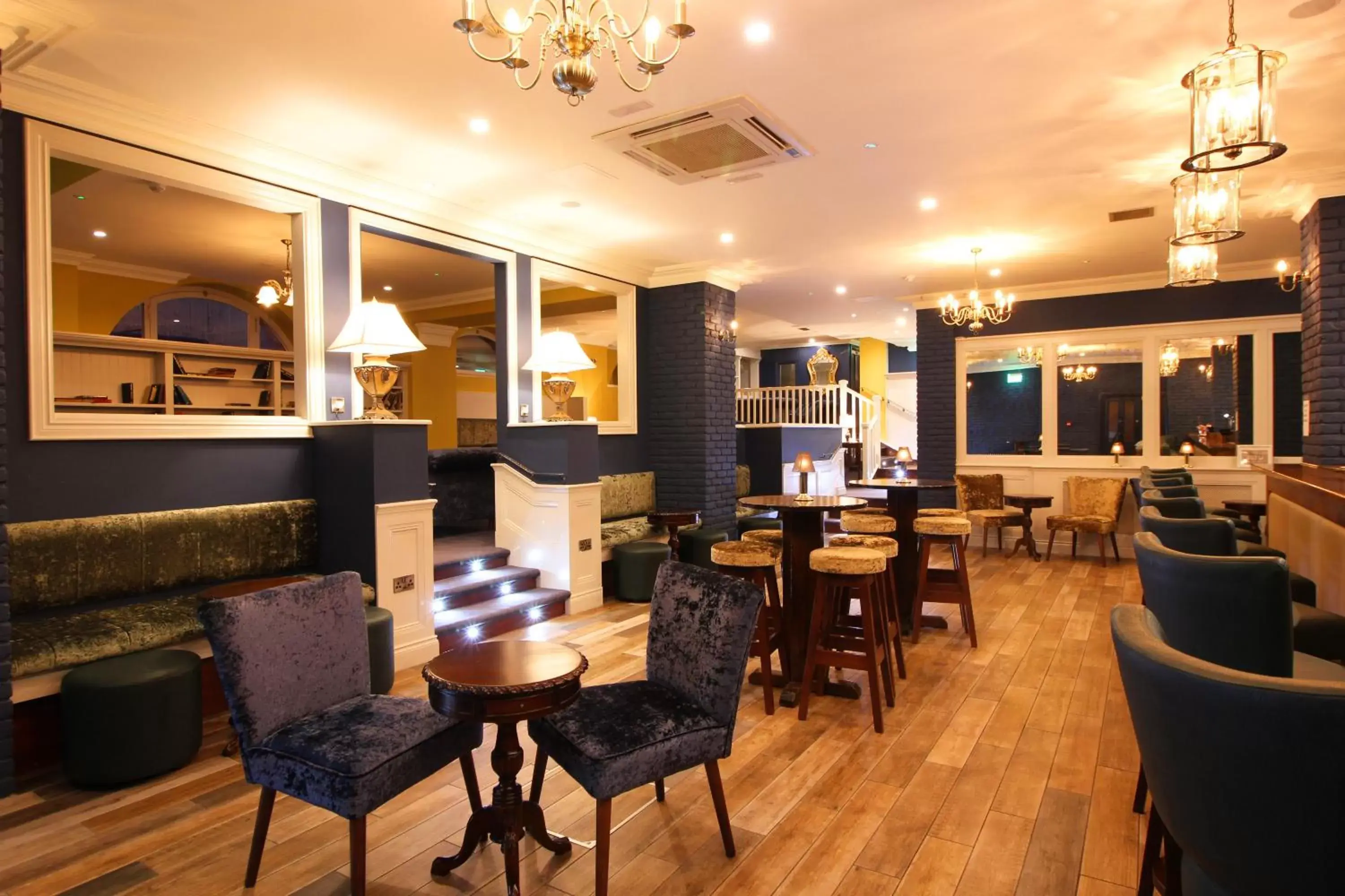Lounge or bar, Lounge/Bar in Ballina Manor Hotel