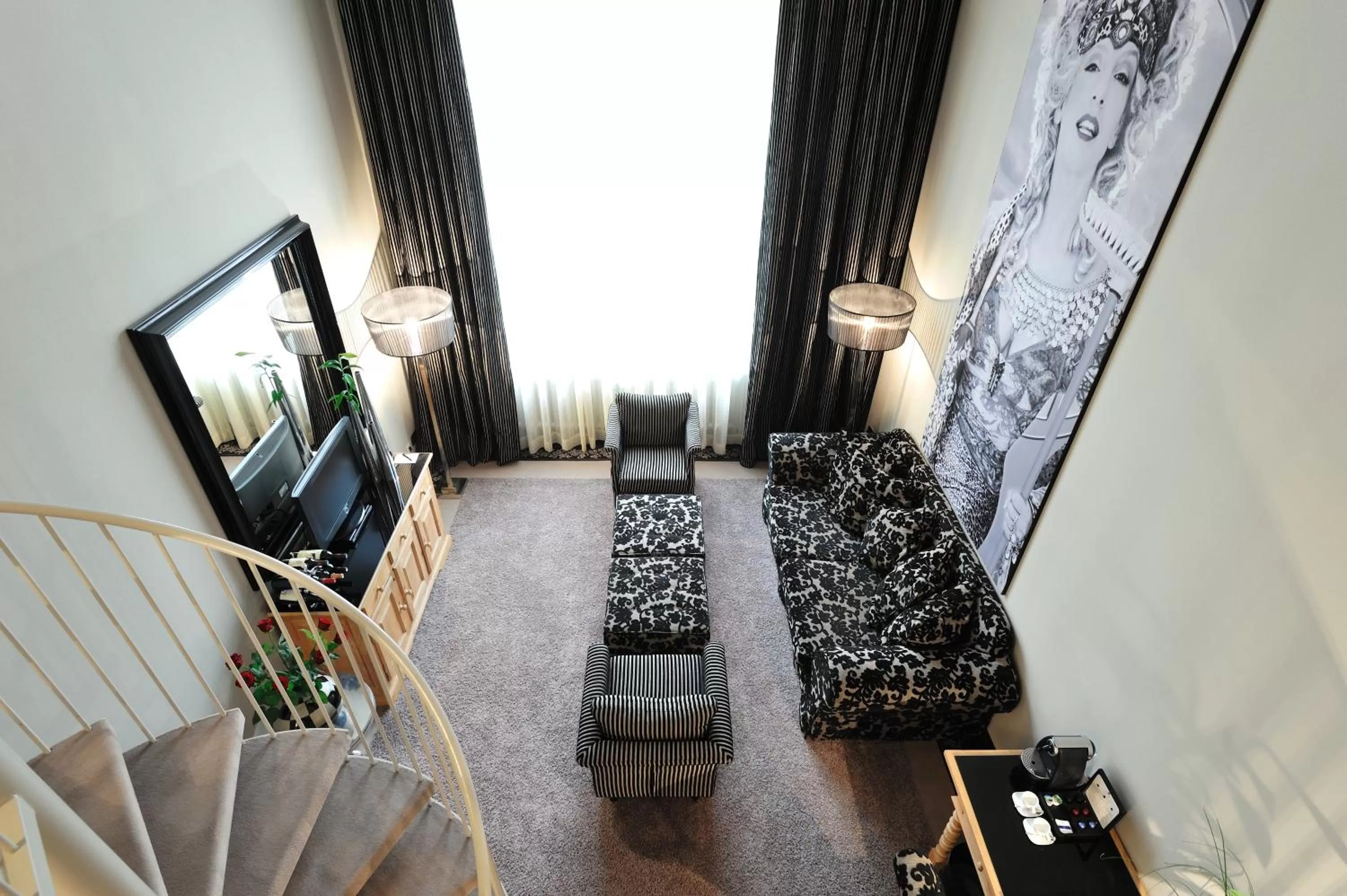 Seating area in Stage47