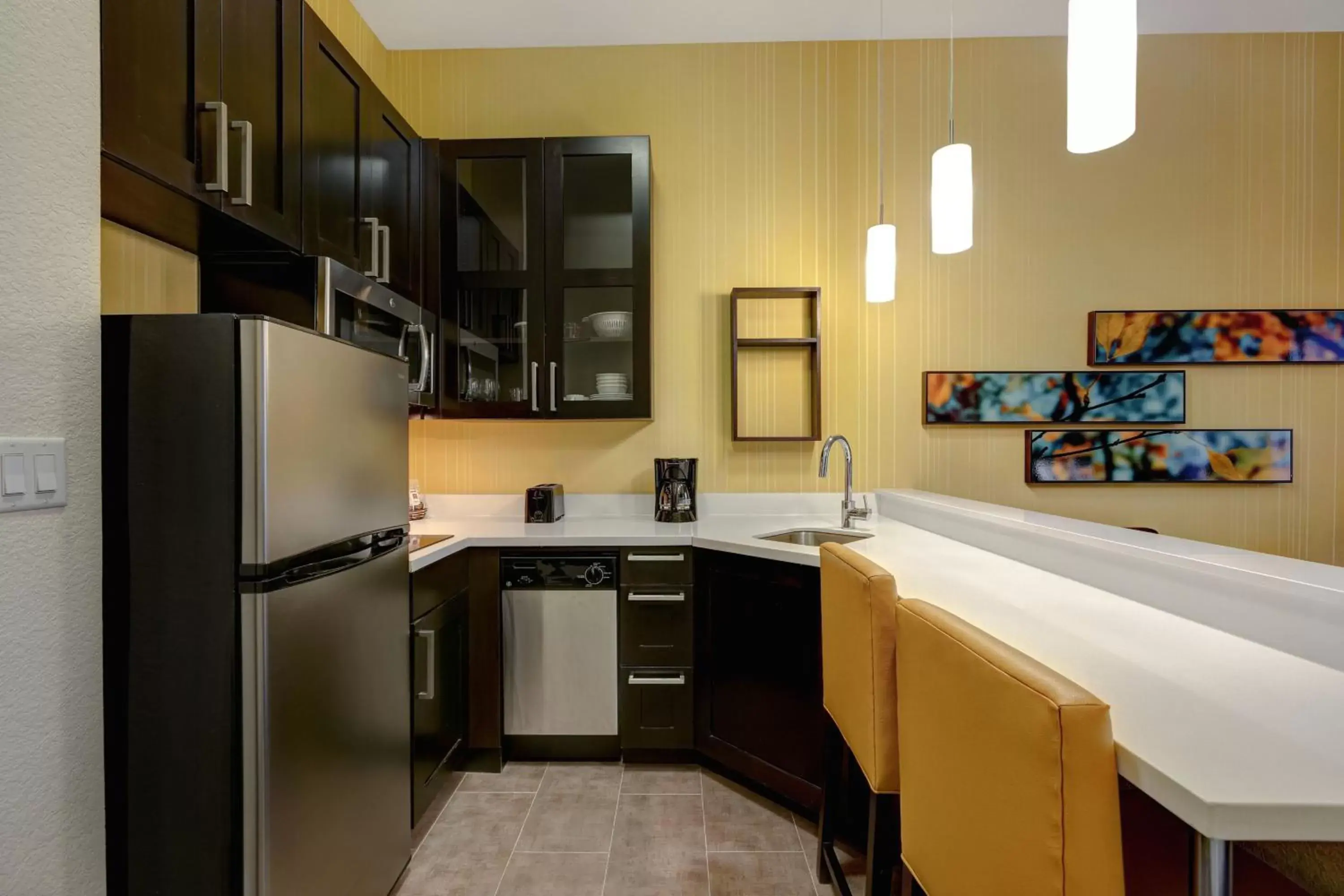 Kitchen or kitchenette, Kitchen/Kitchenette in Residence Inn by Marriott Pullman