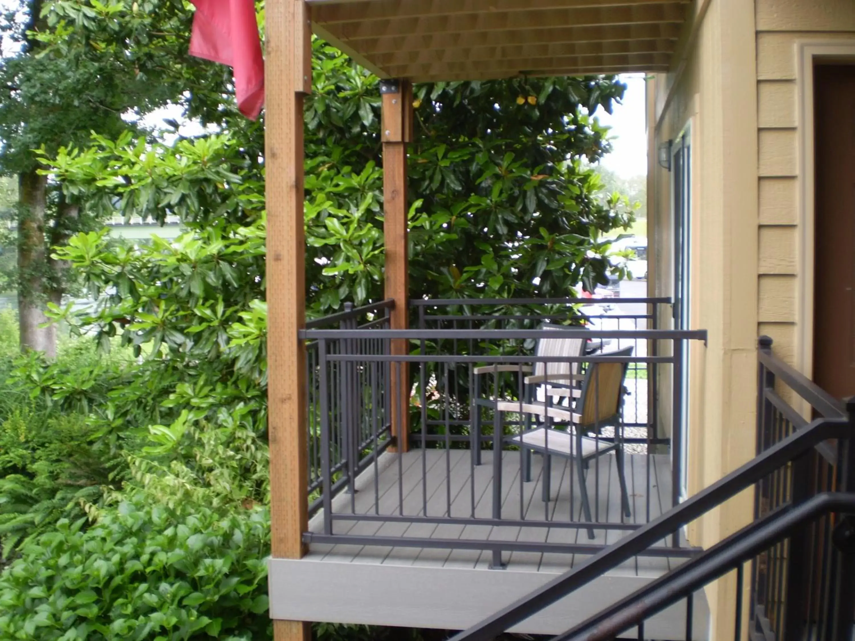 Patio, Balcony/Terrace in Lewis River Inn