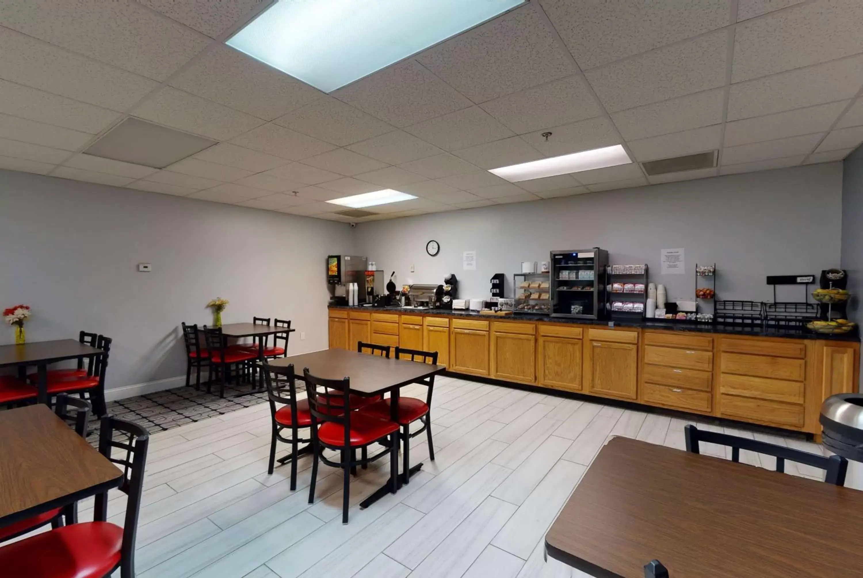 Breakfast in Ramada by Wyndham Strasburg - Shenandoah Valley Breakfast in Ramada by Wyndham Strasburg - Shenandoah Valley