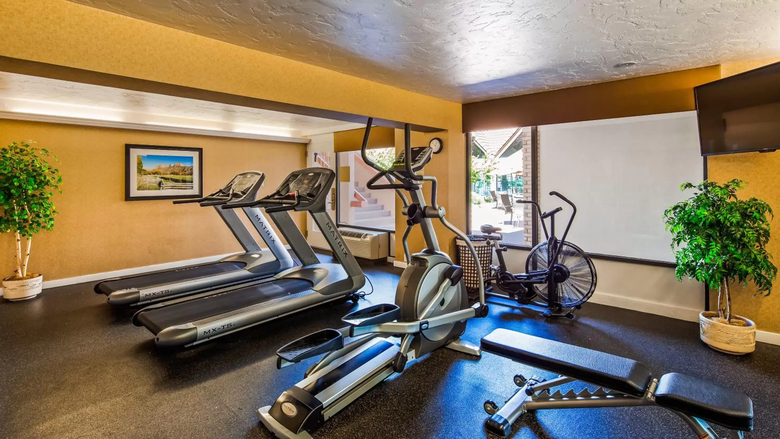 Fitness centre/facilities, Fitness Center/Facilities in Best Western Town and Country Inn