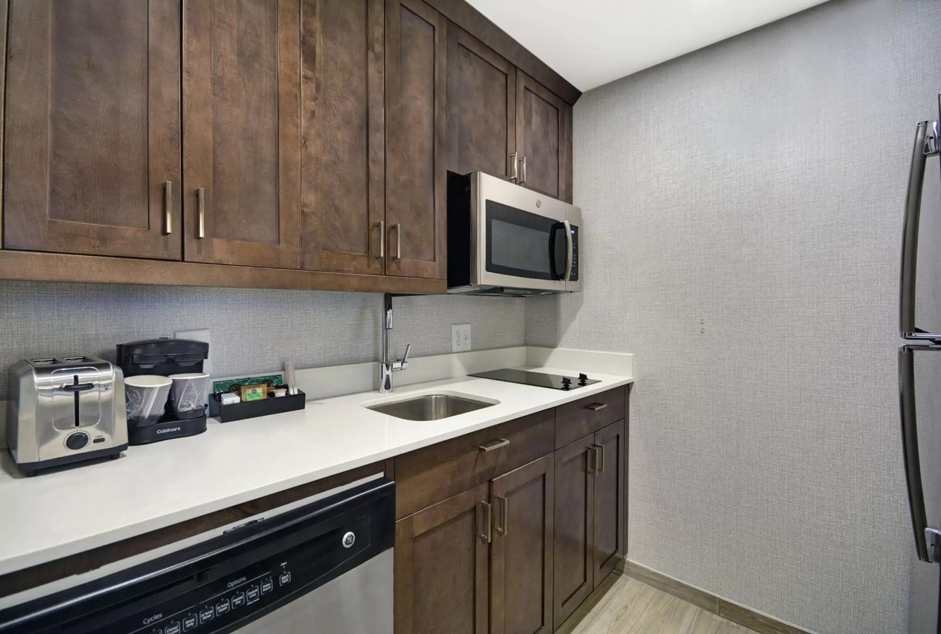 Kitchen or kitchenette, Kitchen/Kitchenette in Homewood Suites by Hilton Athens Downtown University Area