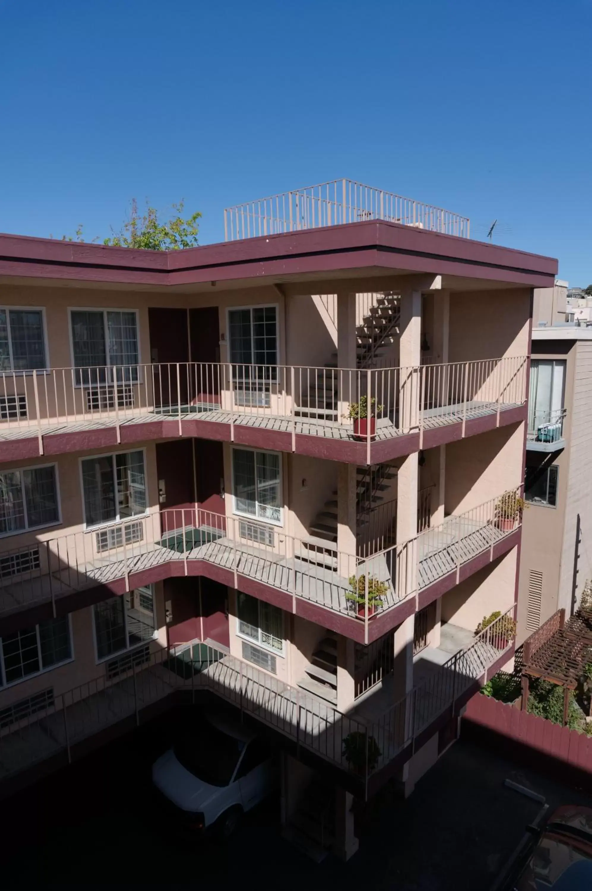 Facade/entrance, Property Building in La Casa Inn