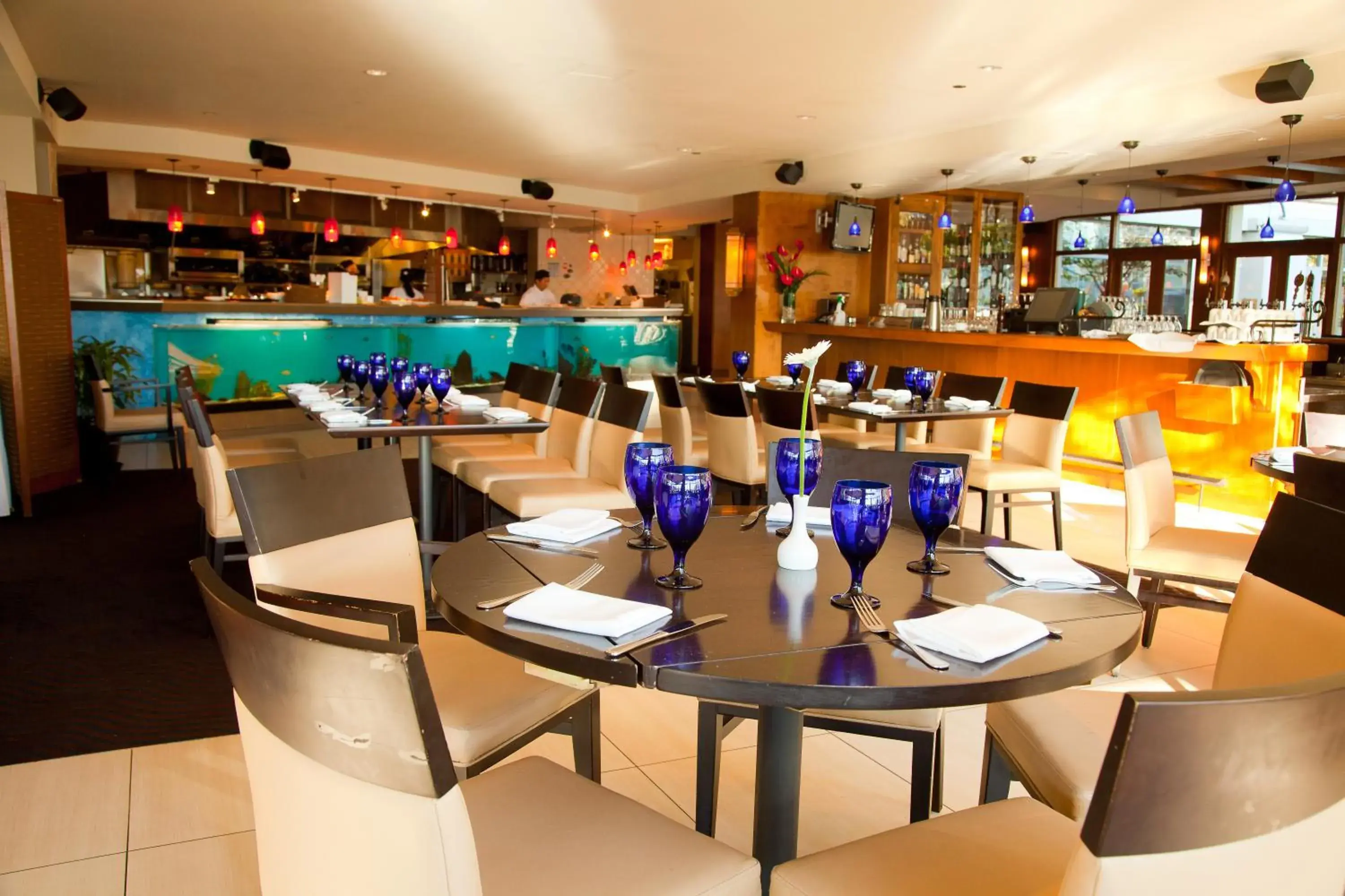 Restaurant/places to eat in Granville Island Hotel Restaurant/places to eat in Granville Island Hotel