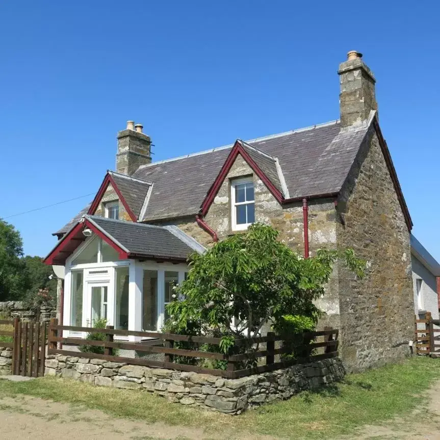 Property Building in Errichel House and Cottages