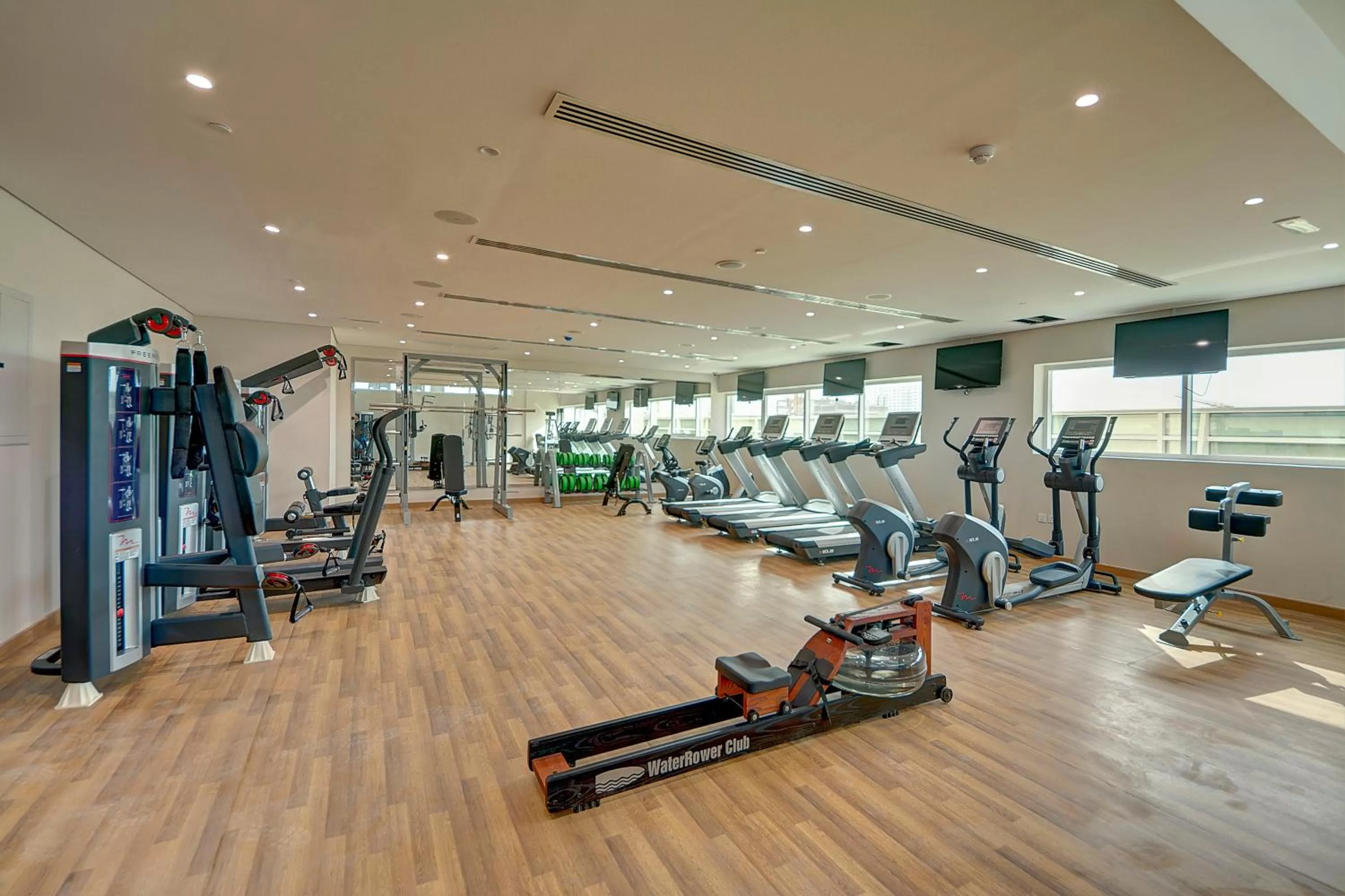 Fitness centre/facilities in Al Khoory Atrium