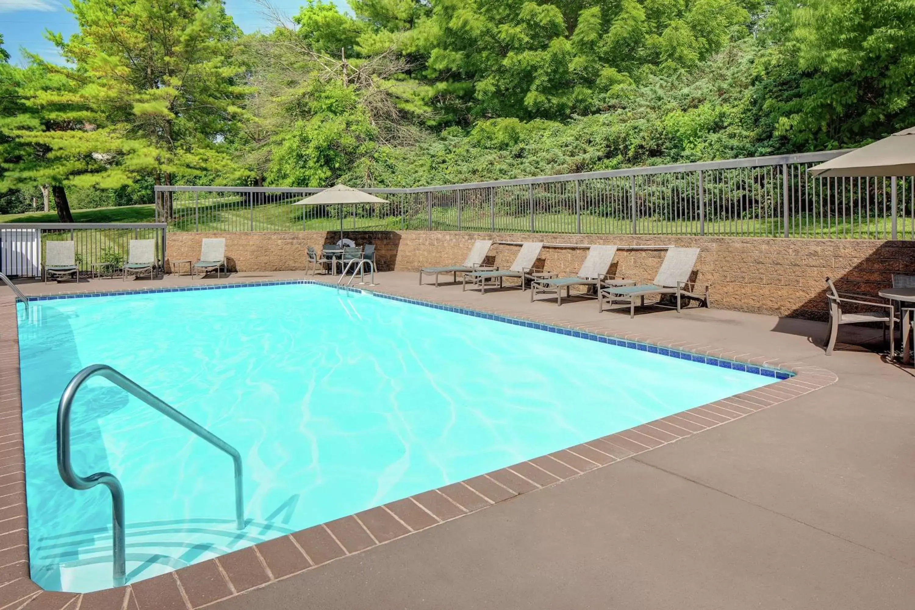 Pool view, Swimming Pool in Hampton Inn State College