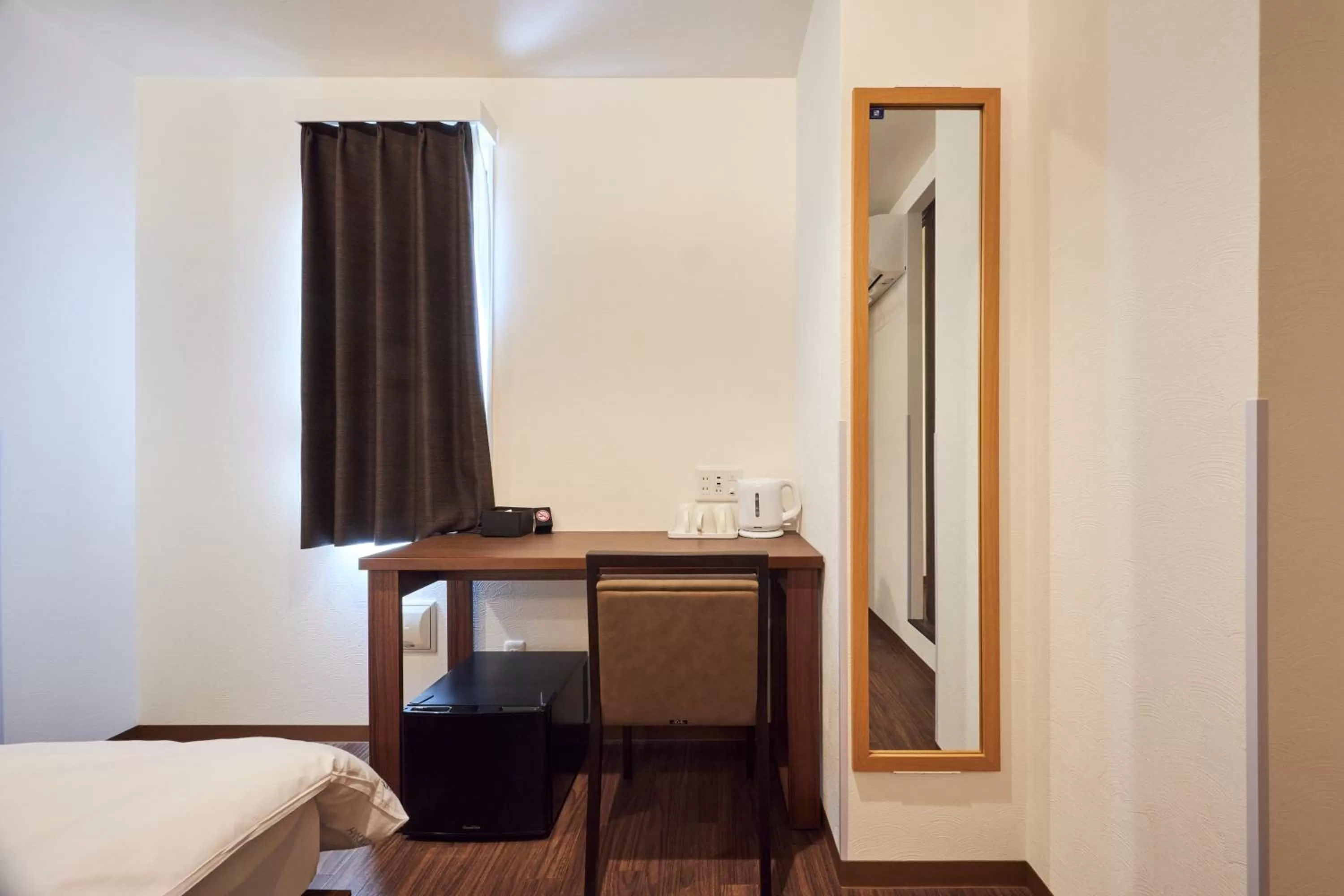 Photo of the whole room, Bed in 花築浅草和心ホテル