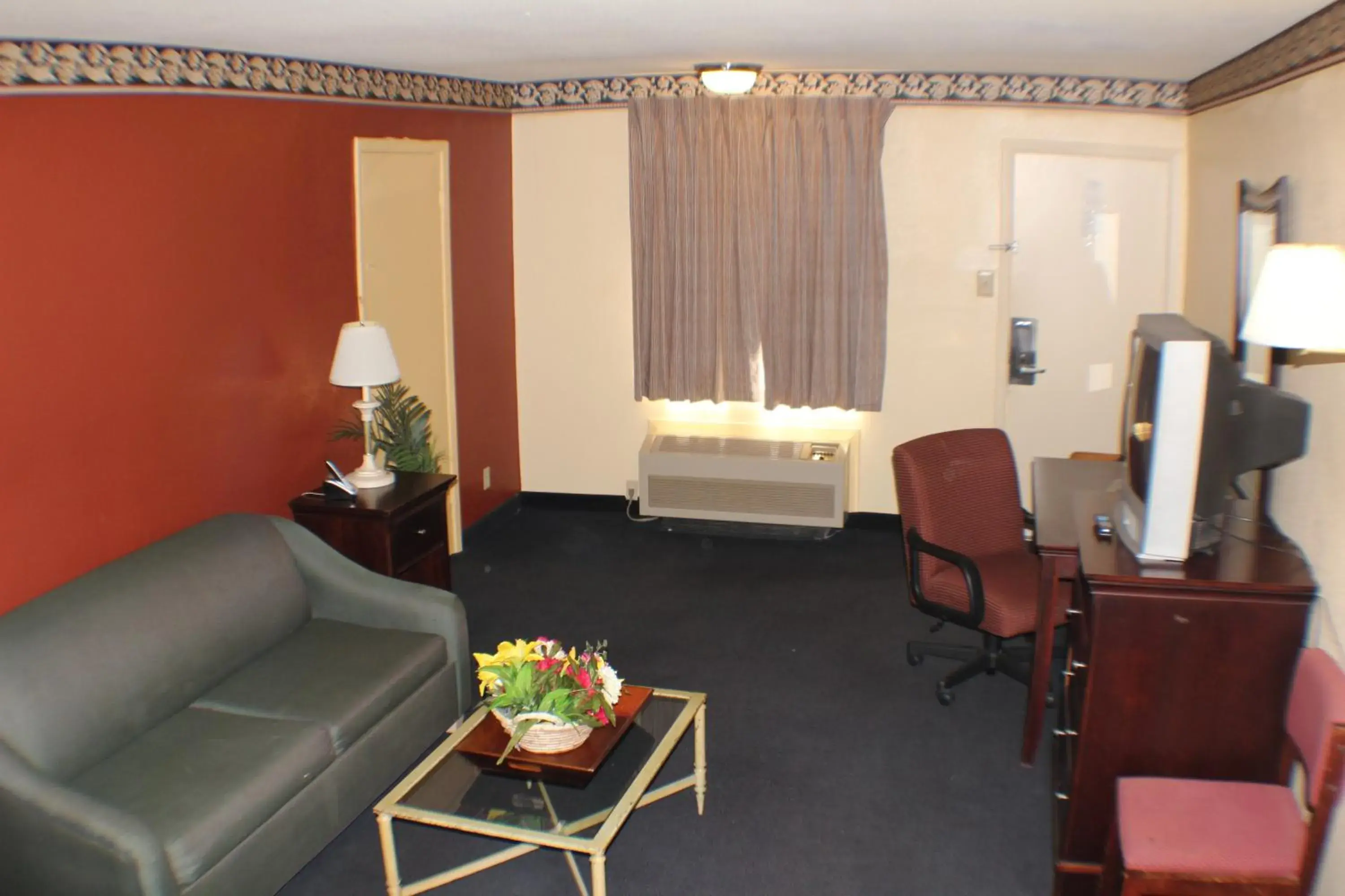 Photo of the whole room, Seating Area in Value Inn & Suites - Harlingen