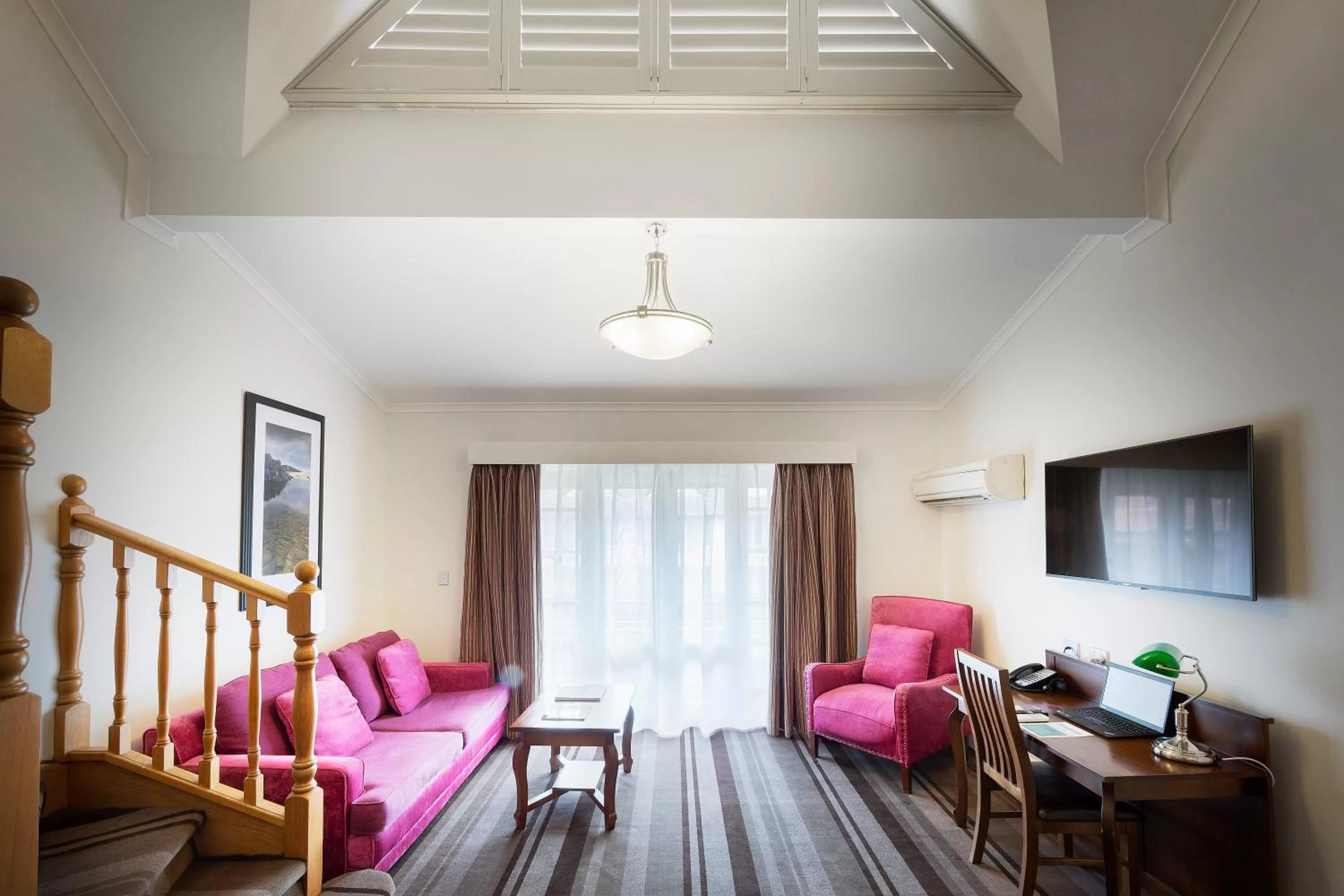 Living room in Mercure Canberra