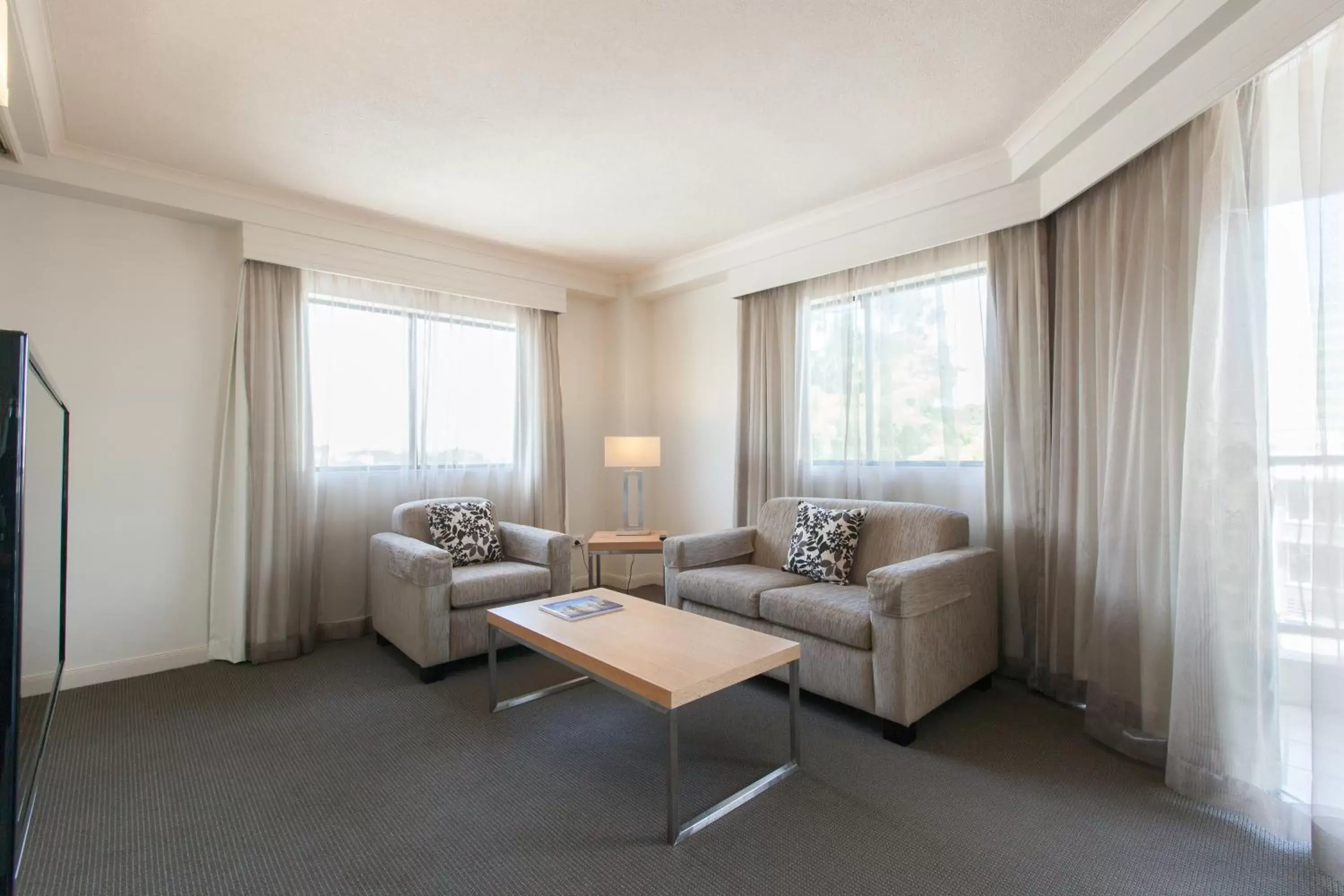 Living room, Seating Area in Central Cosmo Apartment Hotel