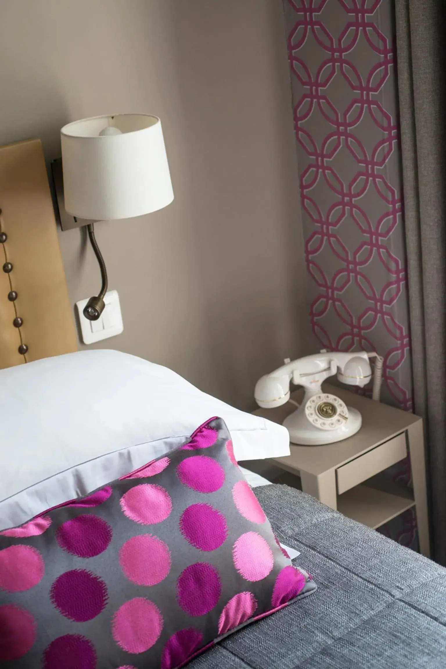 Decorative detail, Bed in Apollon Montparnasse Decorative detail, Bed in Apollon Montparnasse