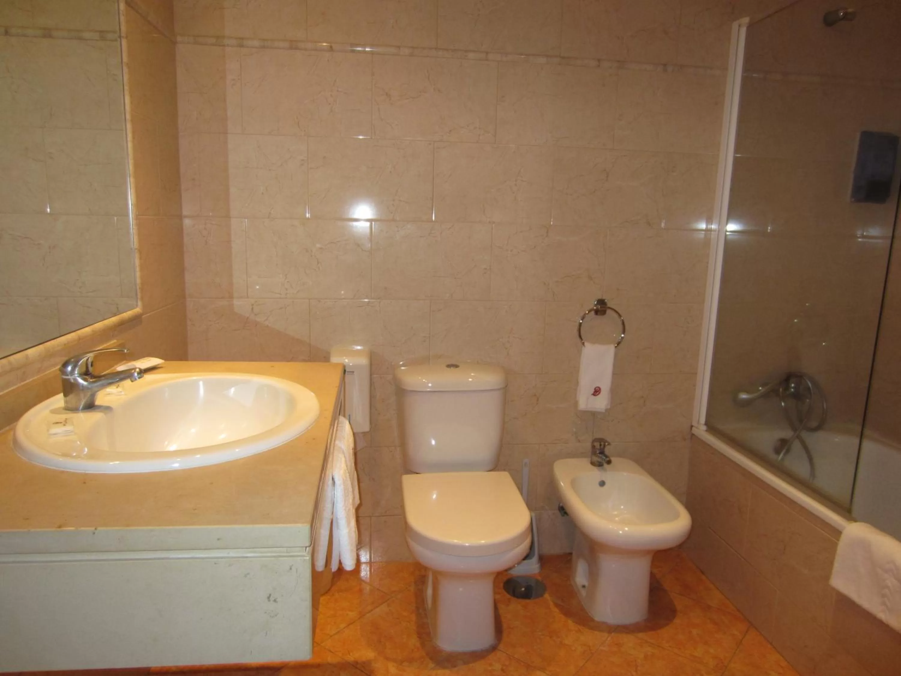 Bathroom in Dom Hotel