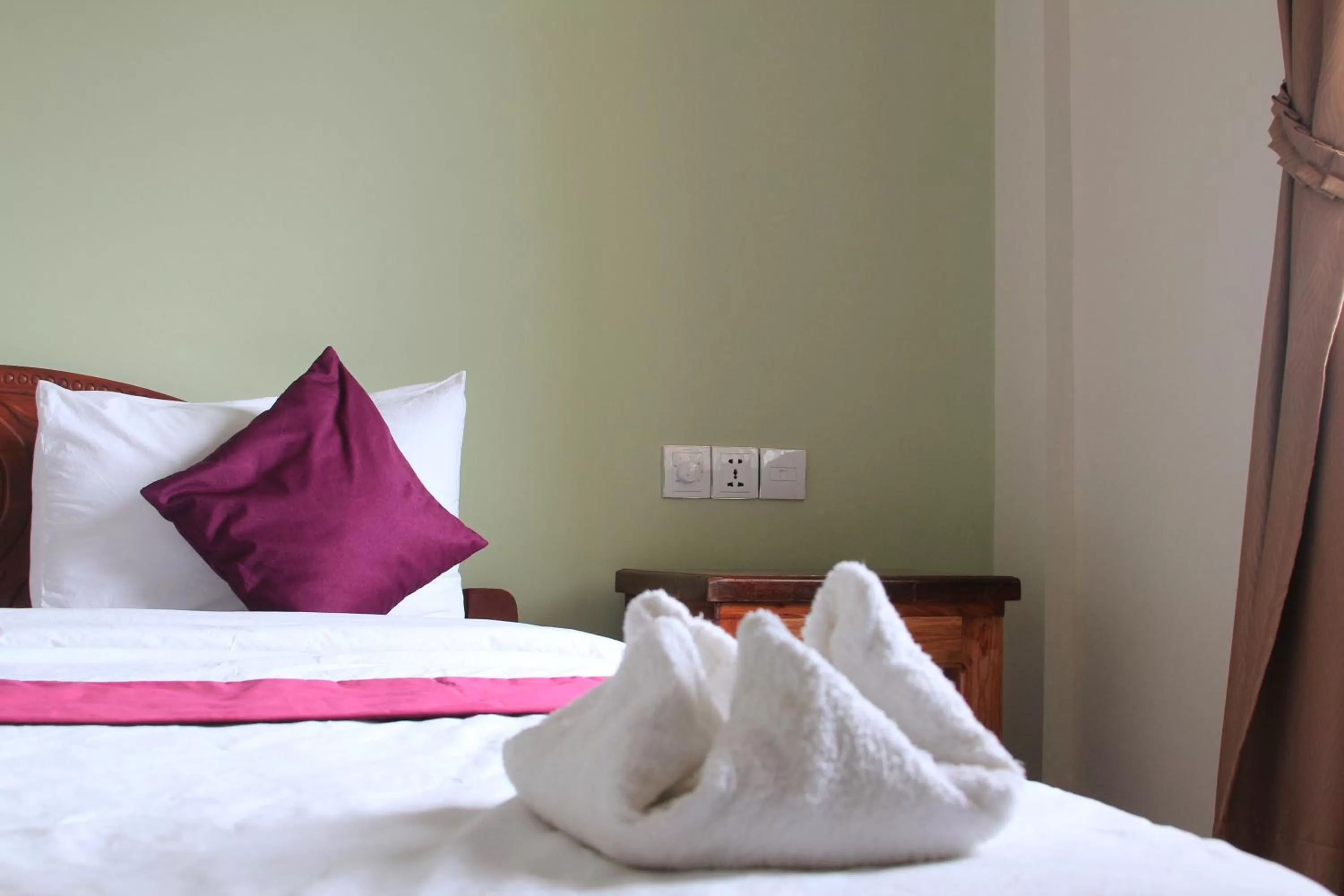 bunk bed, Bed in Neakru Guesthouse and Restaurant