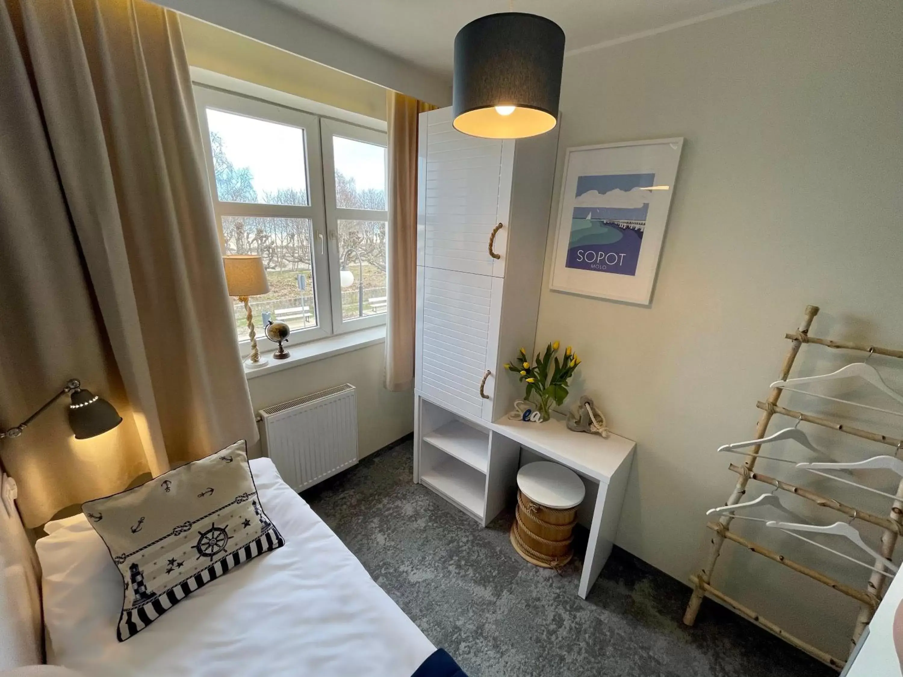 Single Room with Sea View in SeaSide Sopot - butikowe noclegi przy plaży Single Room with Sea View in SeaSide Sopot - butikowe noclegi przy plaży