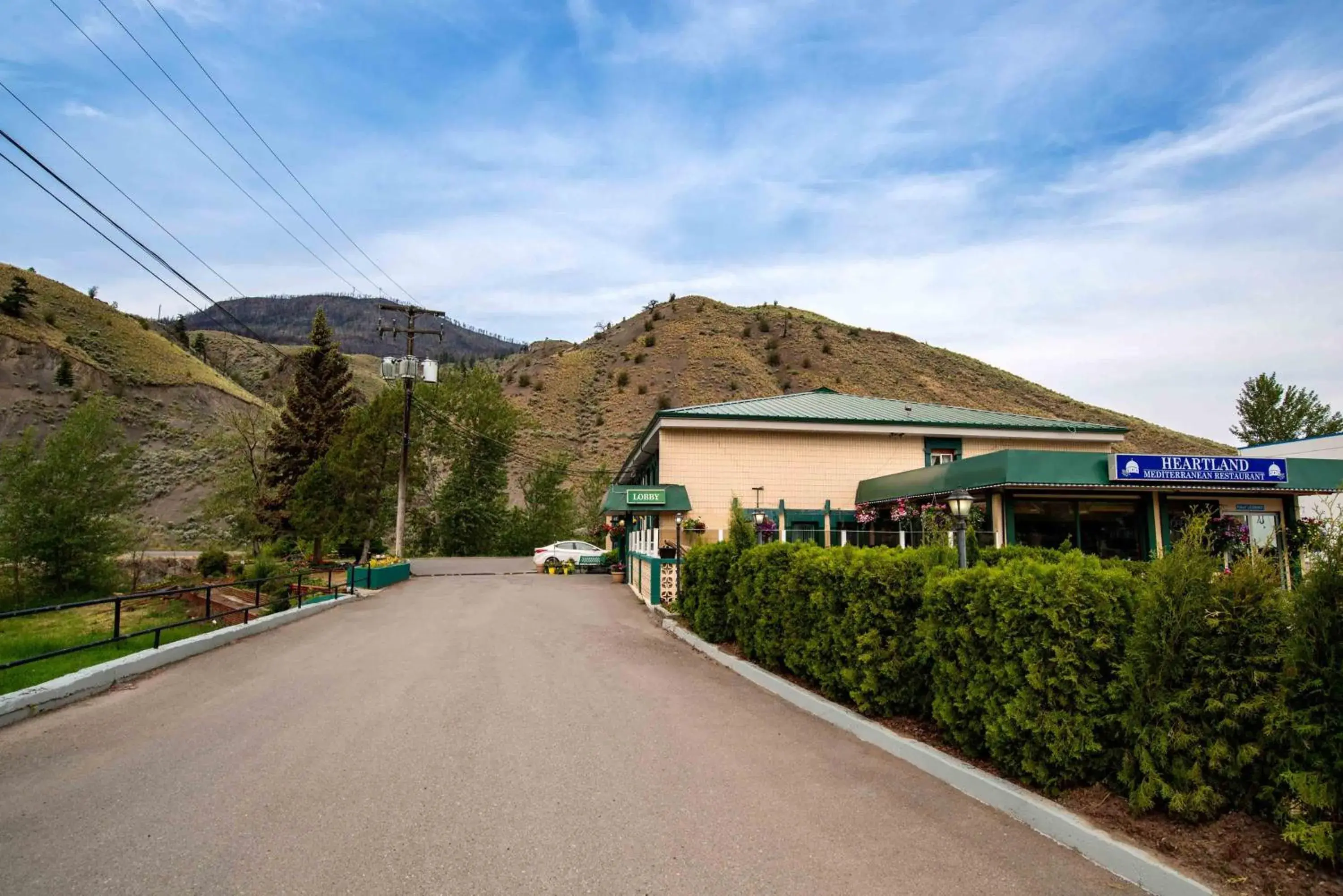 Property Building in Sandman Inn Cache Creek