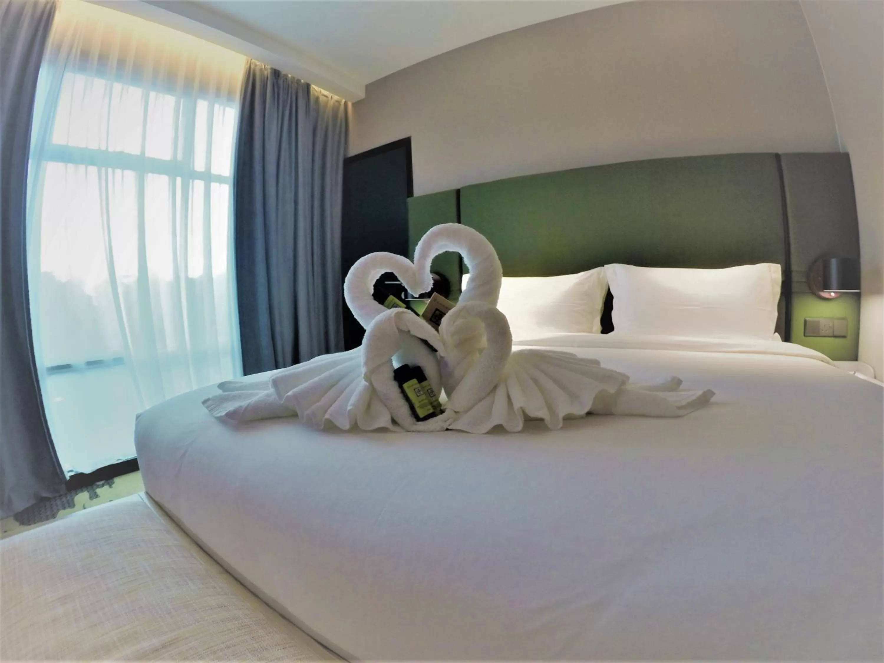 Bed in King Park Hotel Kota Kinabalu