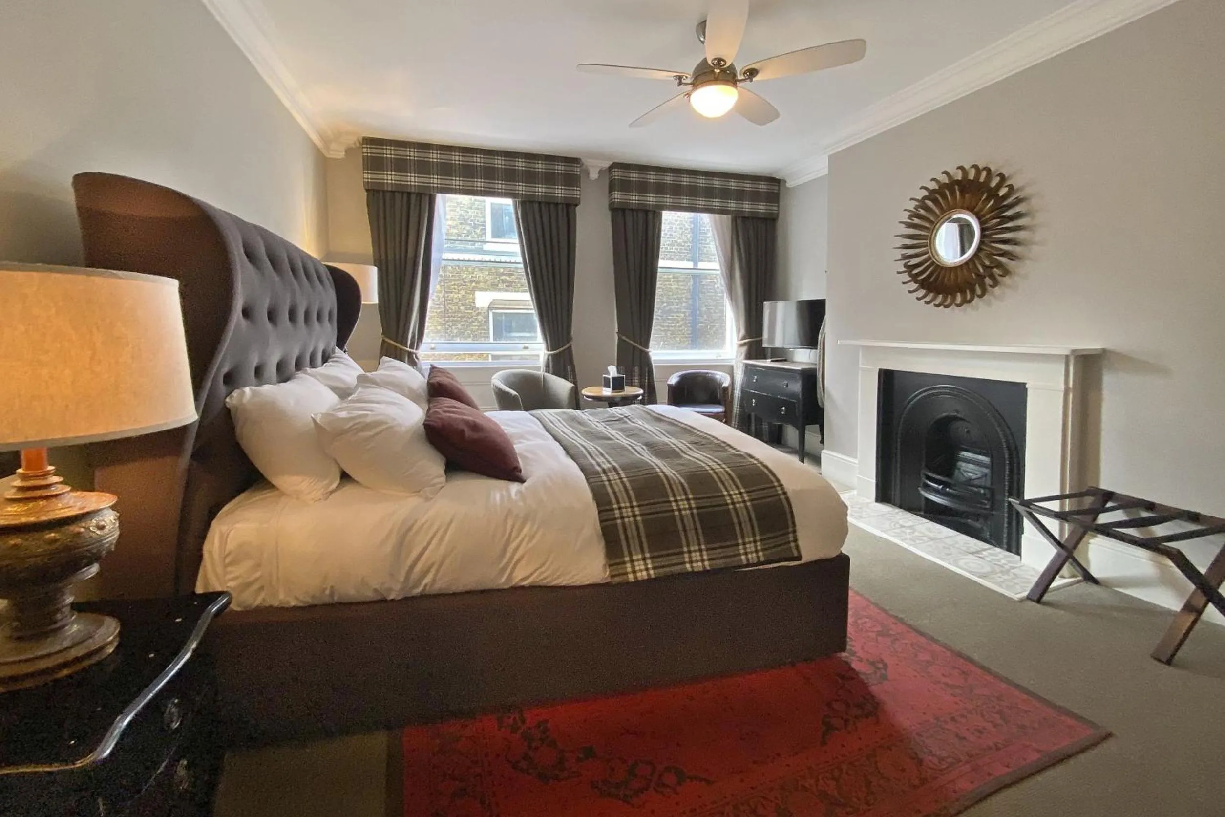 Bed in The Clerk & Well Pub and Rooms