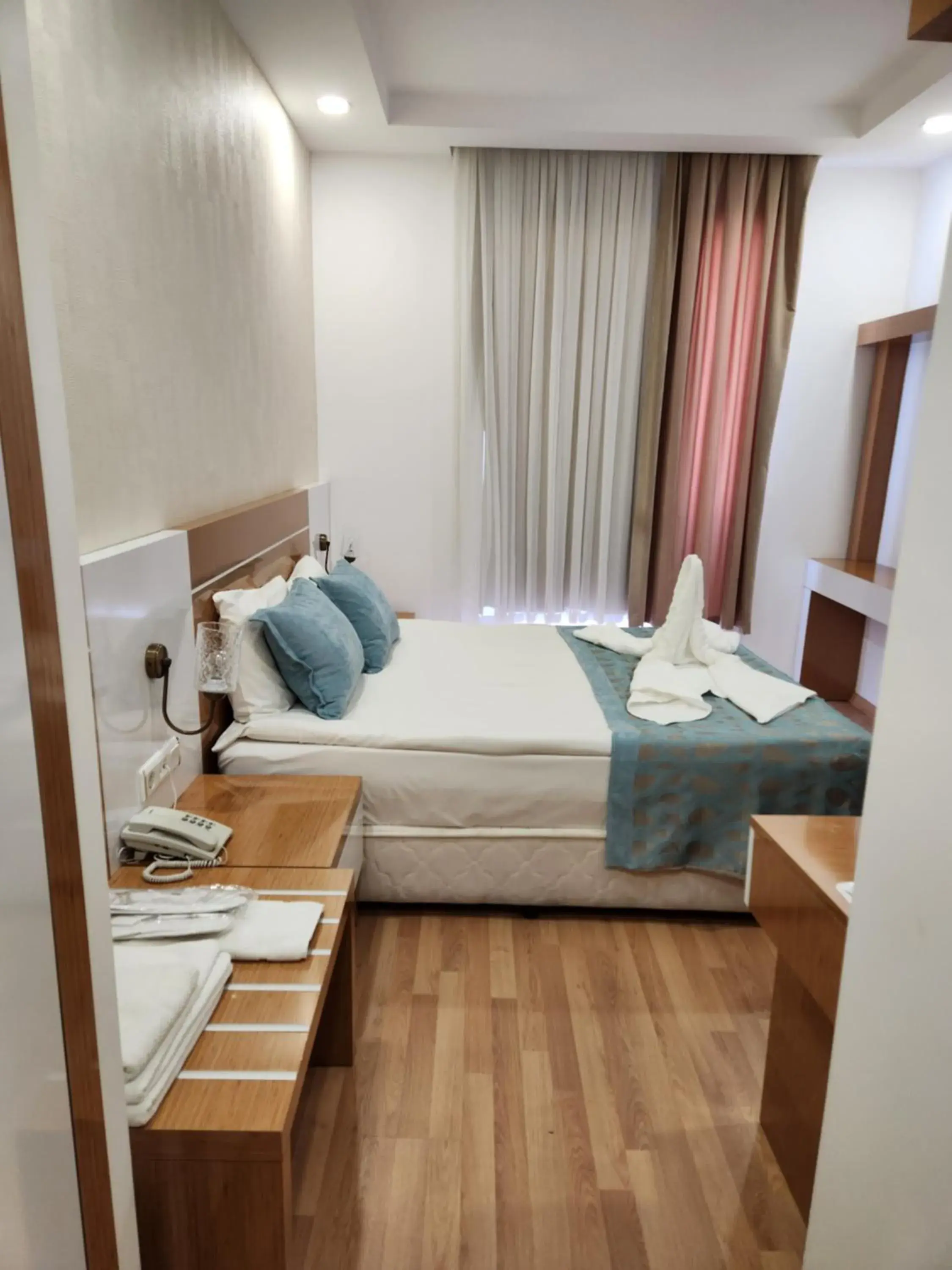 Bed in Esperanza Hotel Bed in Esperanza Hotel