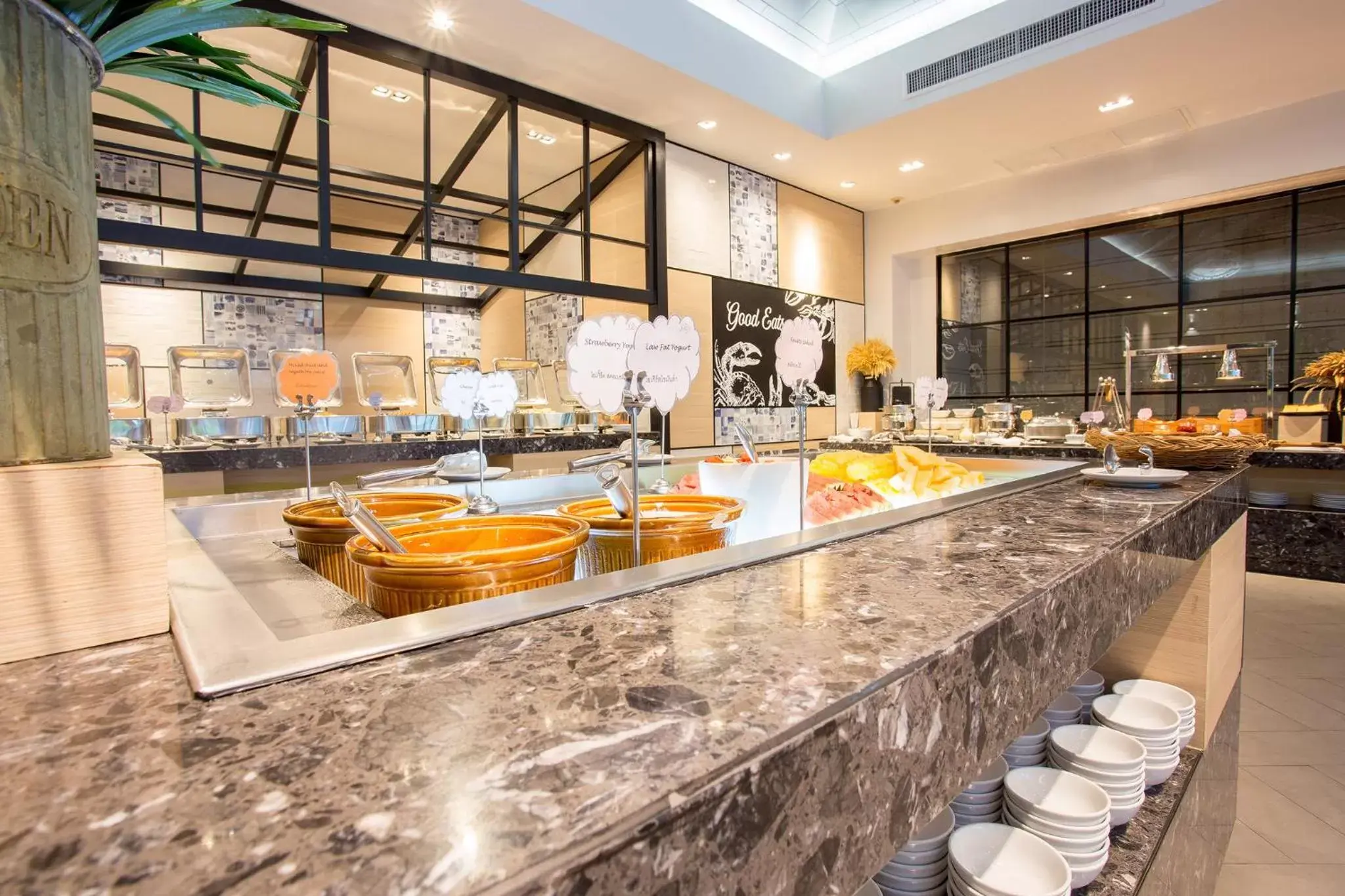 Buffet breakfast, Restaurant/Places to Eat in Novotel Rayong Rim Pae Resort