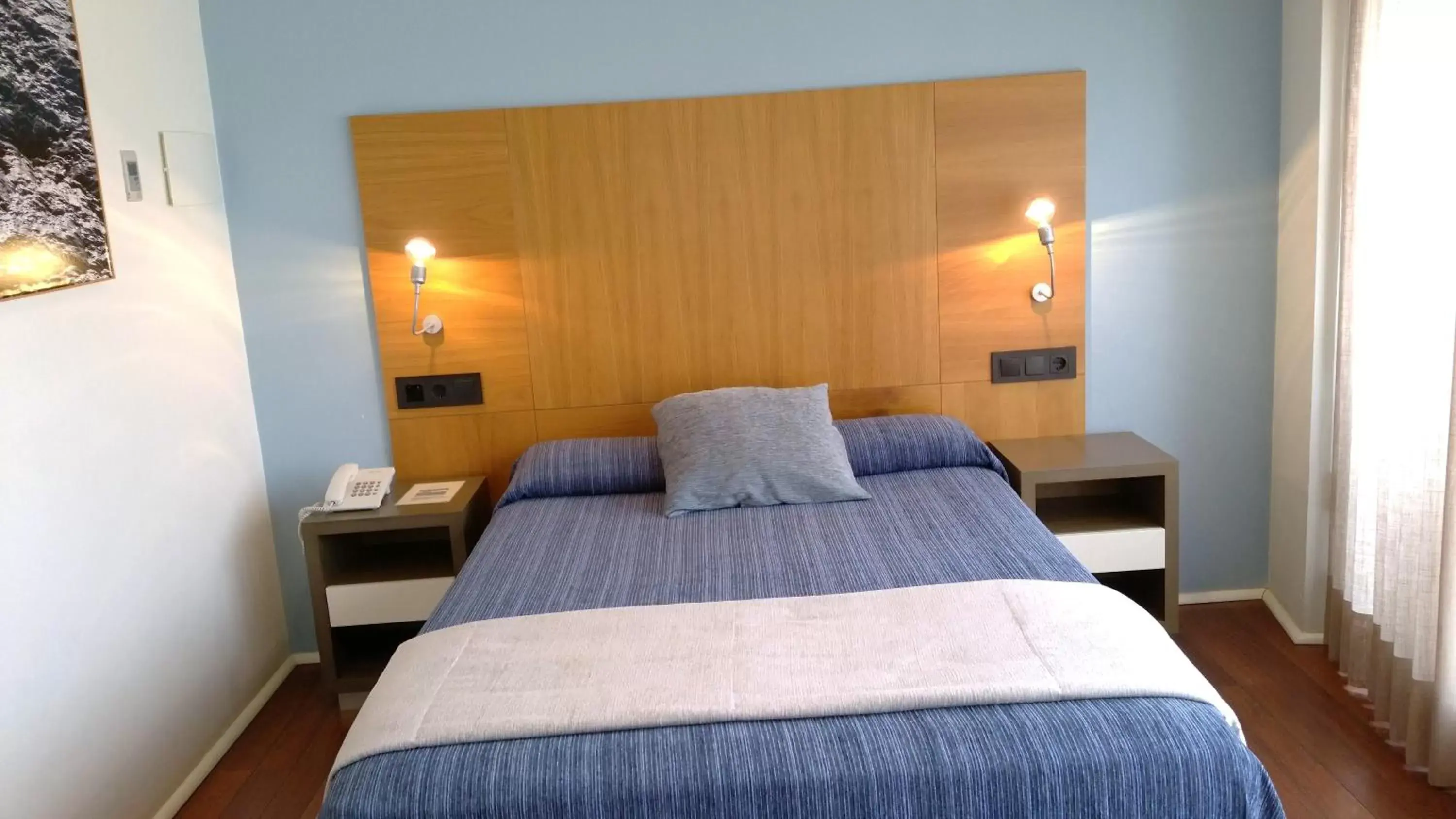 Photo of the whole room, Bed in Isla Nova Hotel